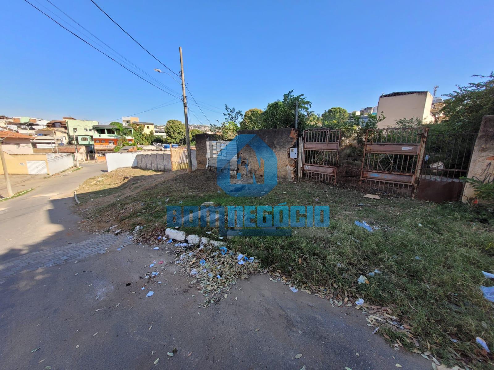 Lote com 893 m² à venda, CENTRO, GOVERNADOR VALADARES - MG