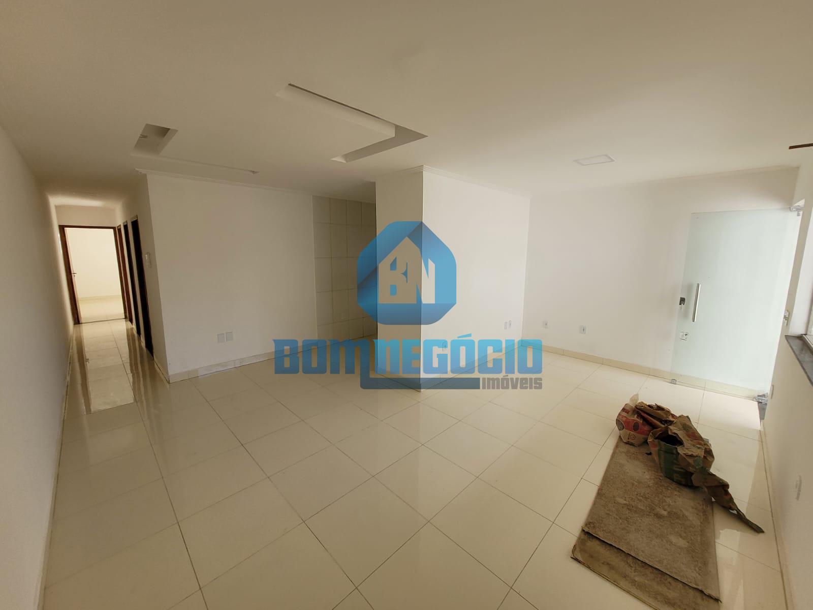 Casa com 3 dormitórios à venda, TIRADENTES, GOVERNADOR VALADAR...