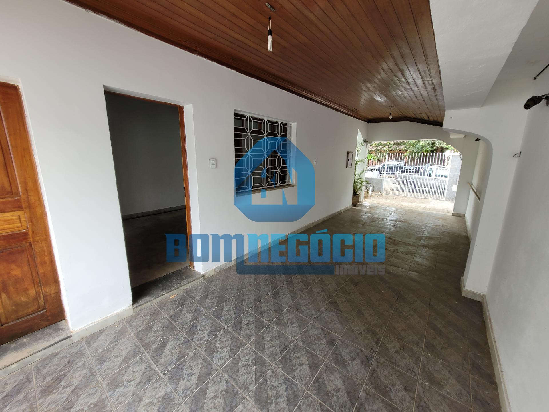 Casa com 3 dormitórios à venda, SÃO PEDRO, GOVERNADOR VALADARE...