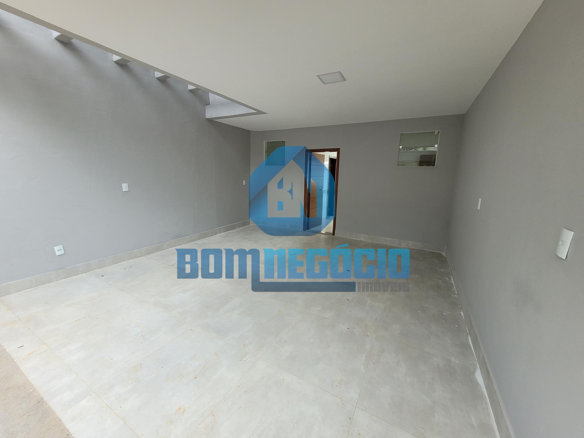 Casa com 3 dormitórios à venda, GRÃ-DUQUESA, GOVERNADOR VALADA...