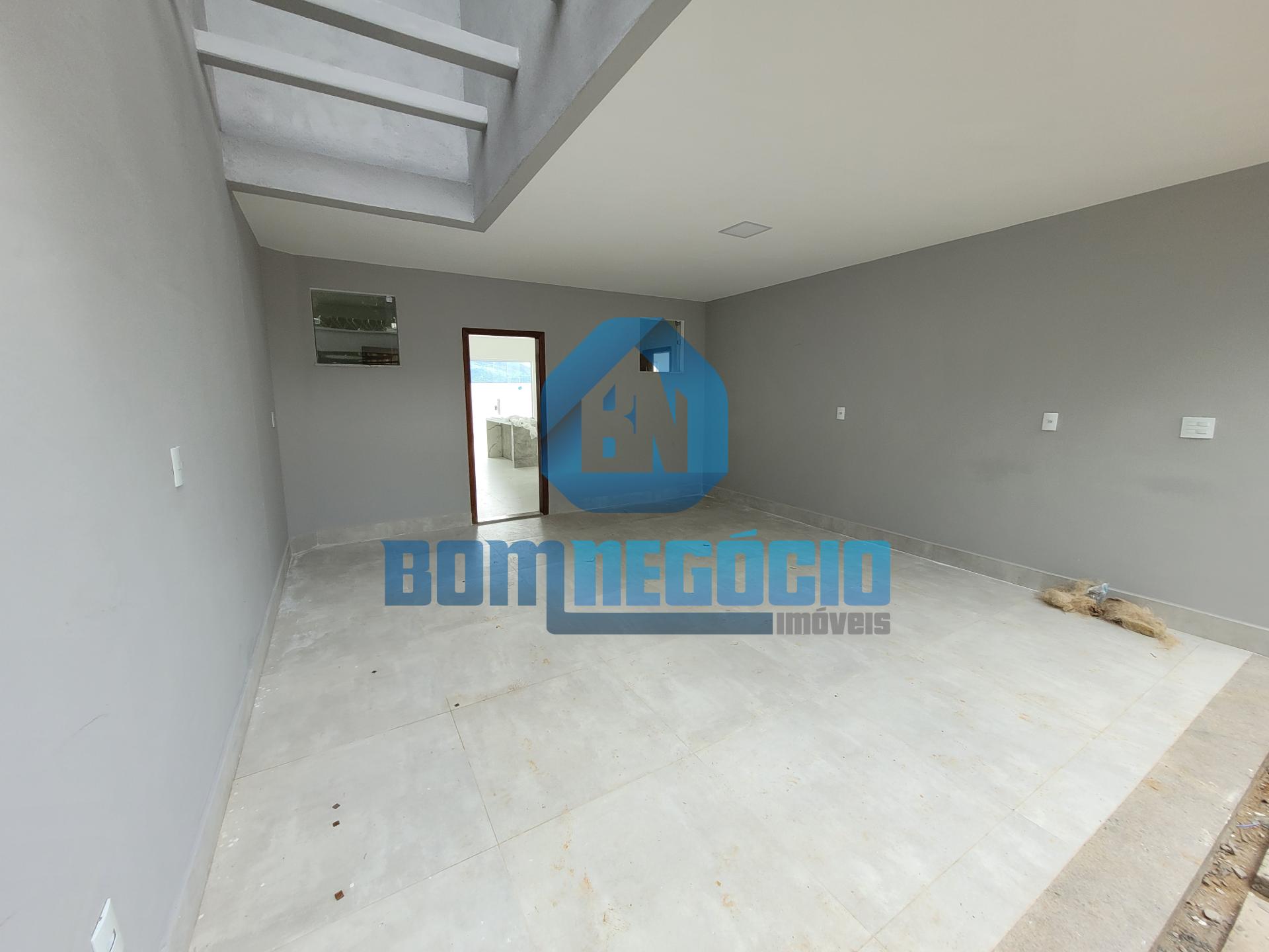 Casa com 3 dormitórios à venda, GRÃ-DUQUESA, GOVERNADOR VALADA...