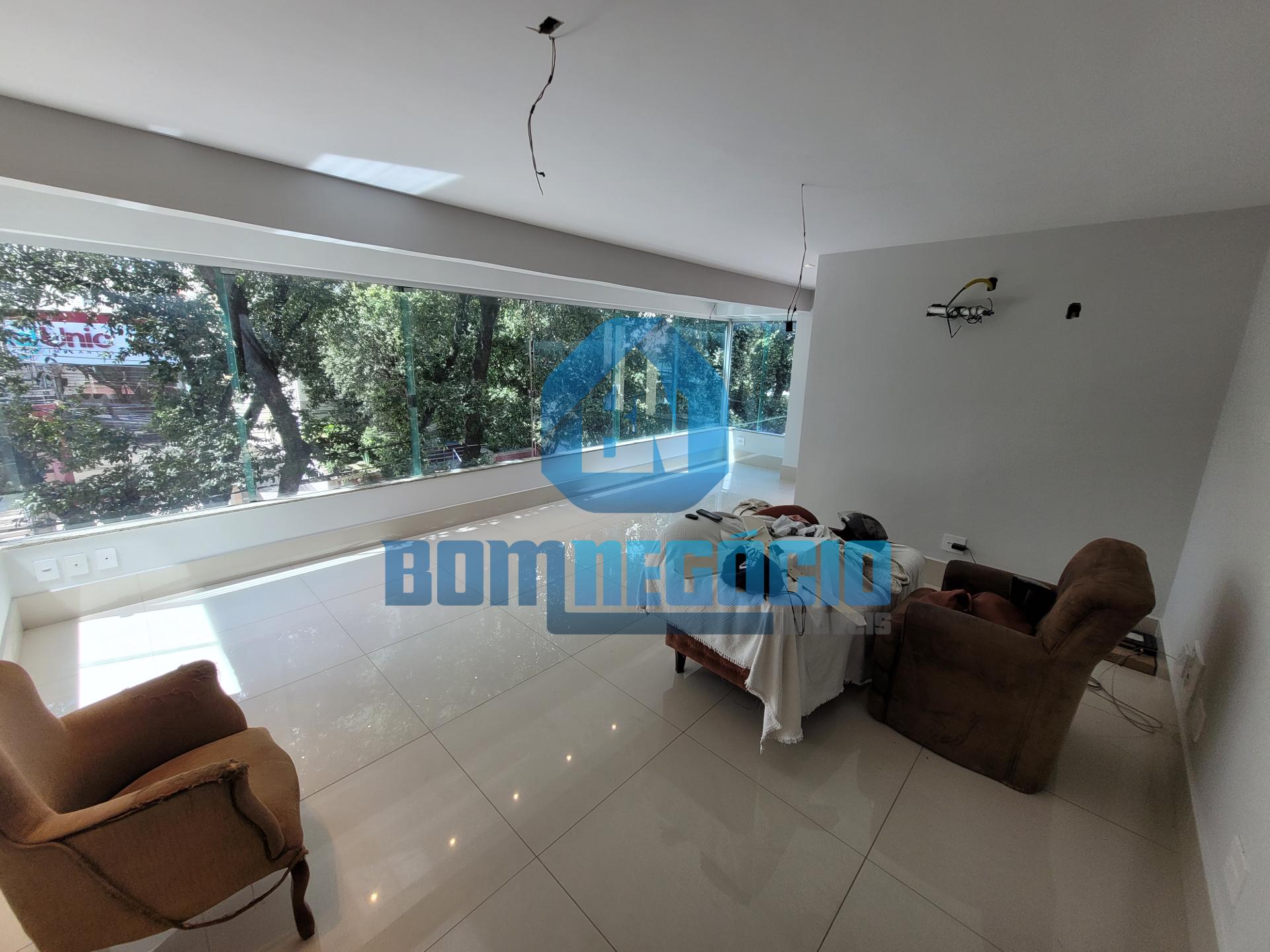 Apartamento com 4 dormitórios à venda, Esplanada, GOVERNADOR V...
