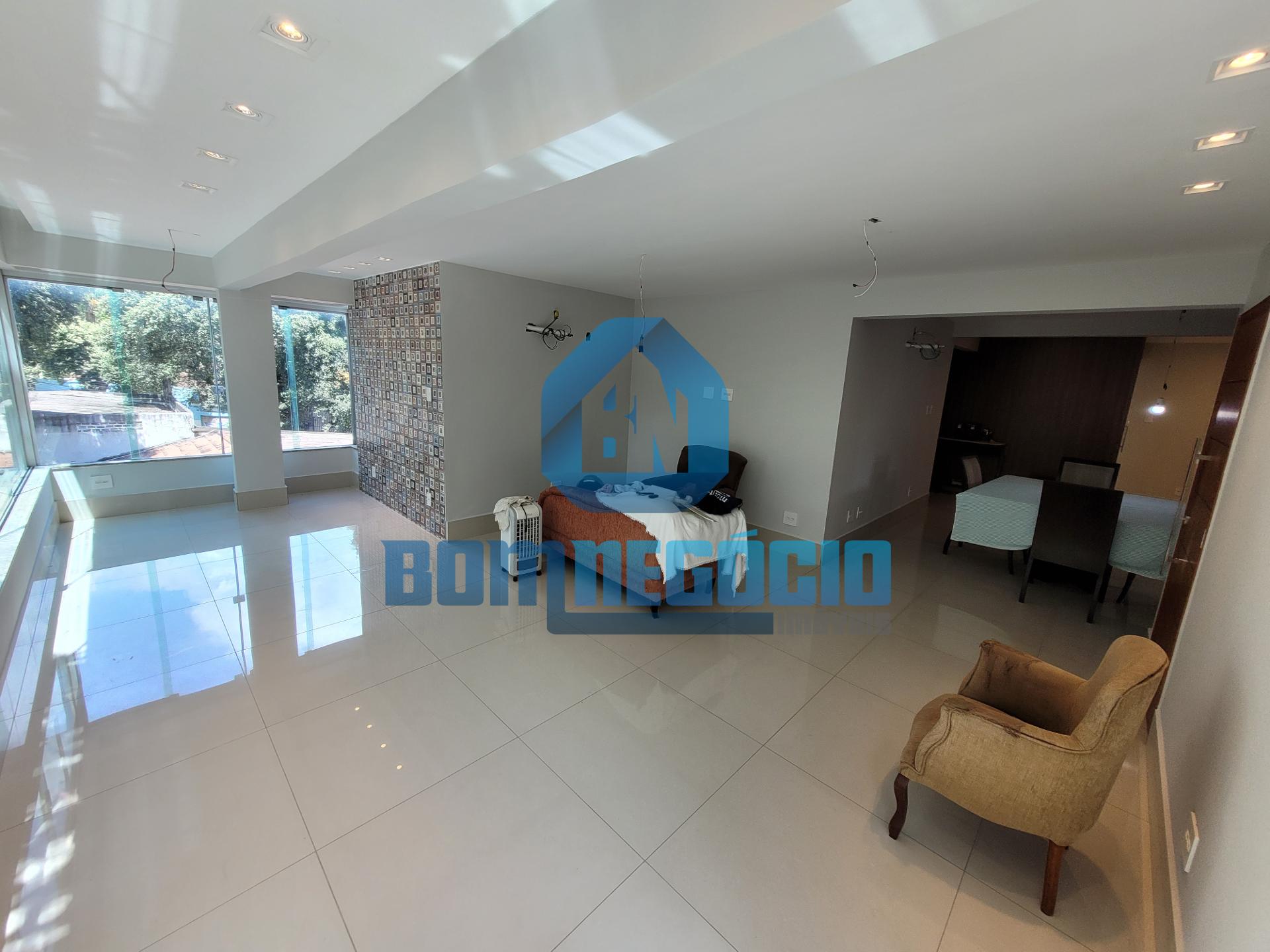 Apartamento com 4 dormitórios à venda, Esplanada, GOVERNADOR V...