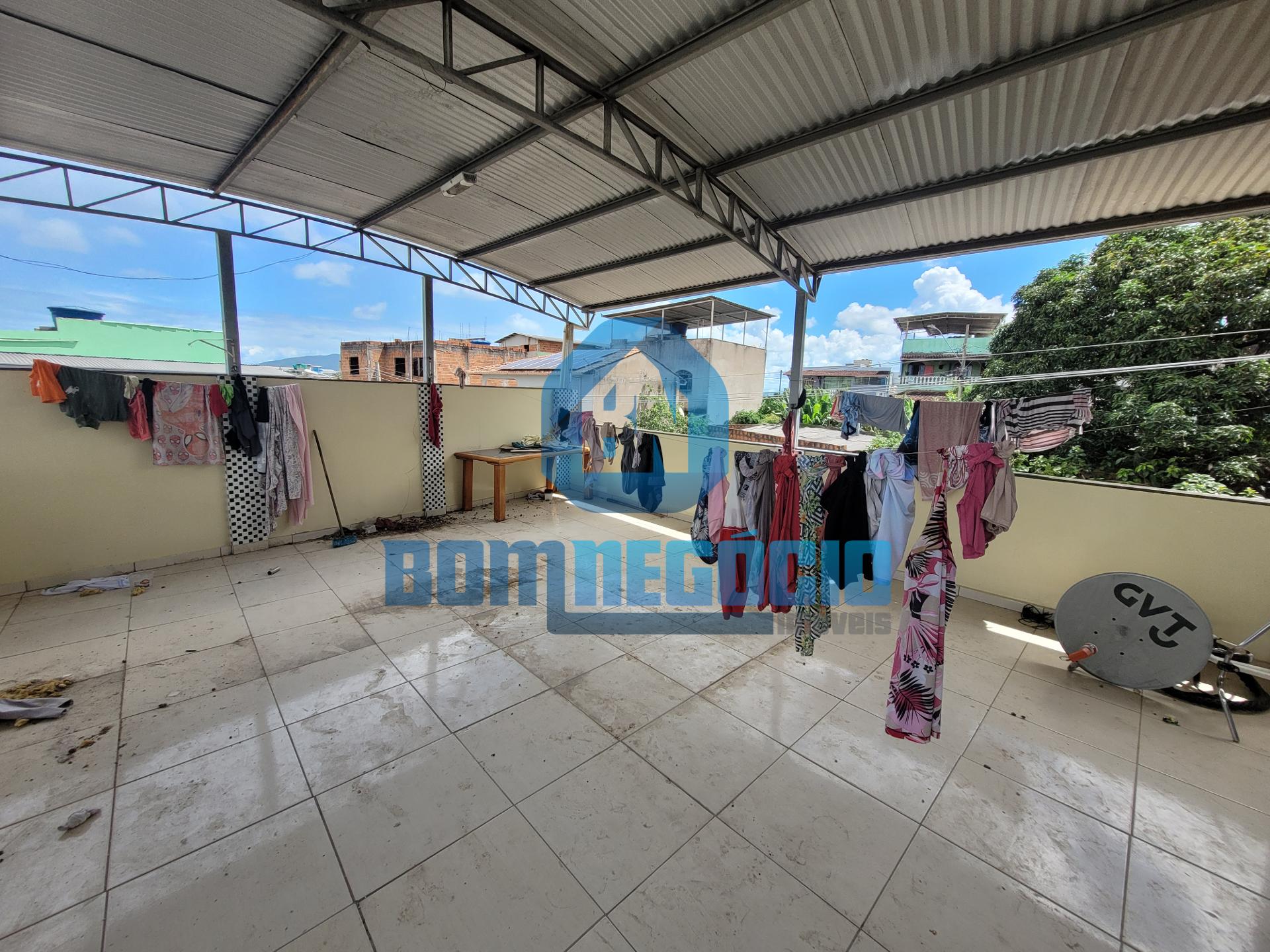 Casa com 7 dormitórios à venda, JARDIM PEROLA, GOVERNADOR VALA...
