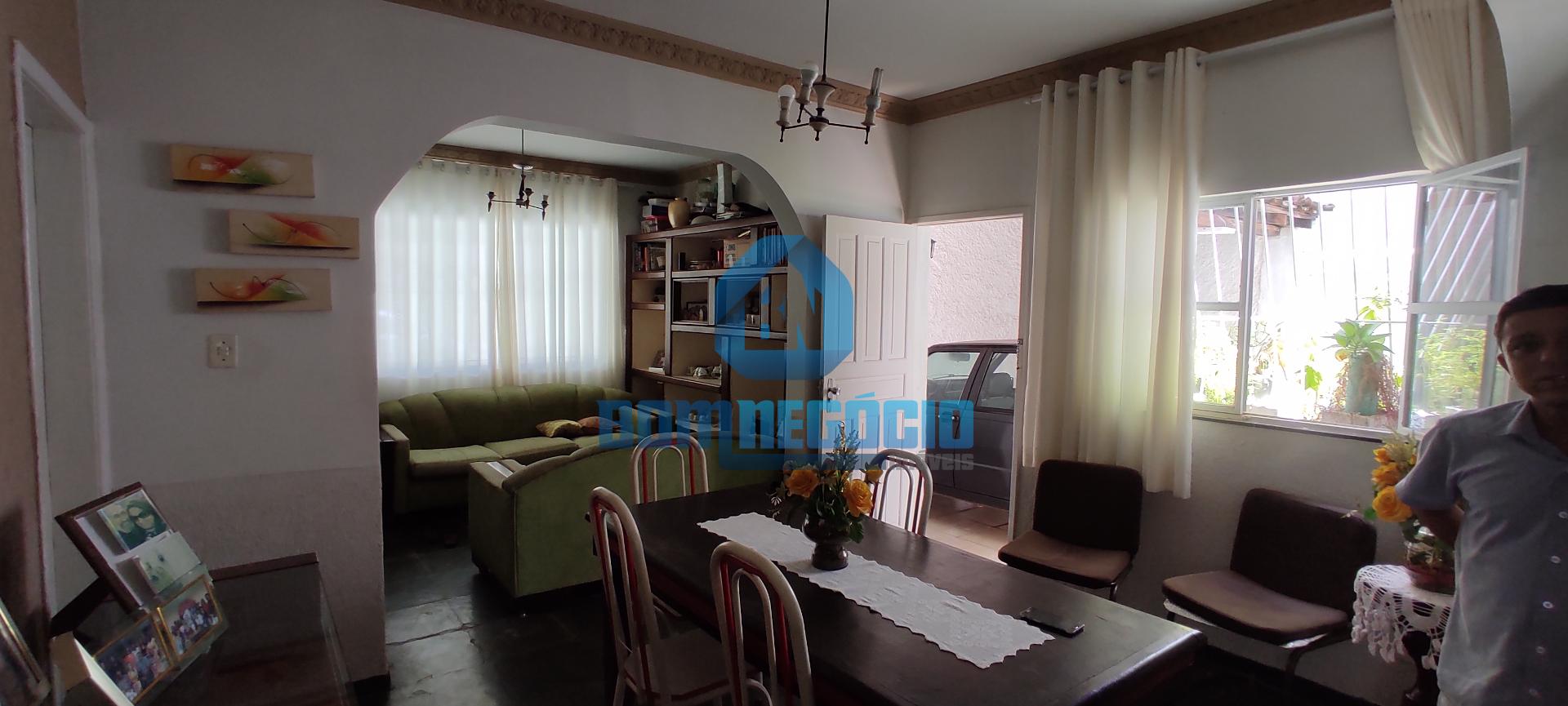 CASA ANTIGA NA ILHA SENDO VENDIDA COMO LOTE COM 360 M DE ÁREA ...