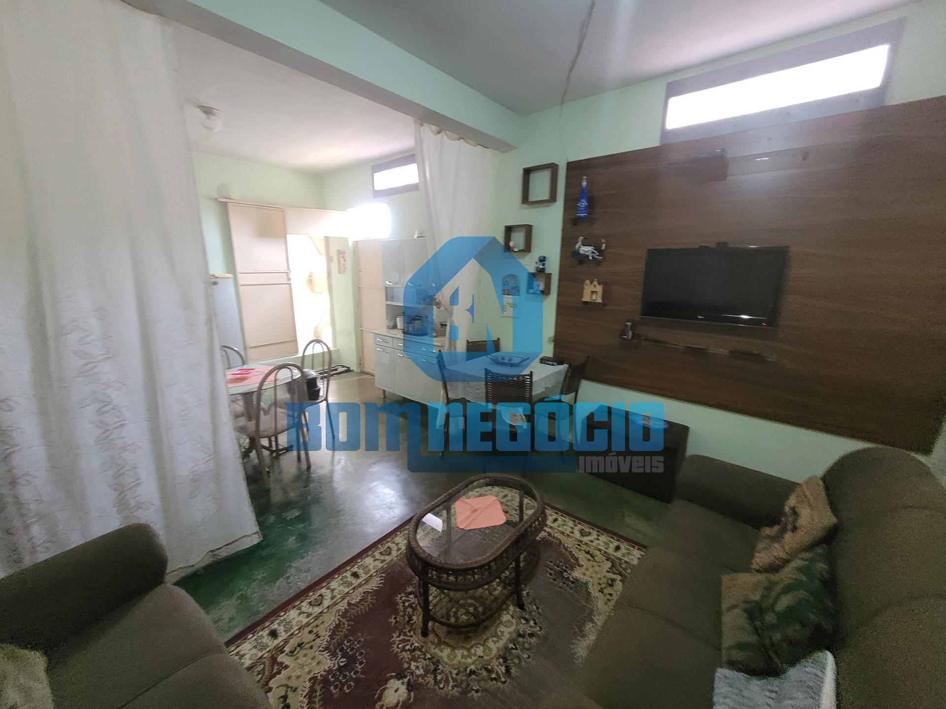 Casa com 3 dormitórios à venda, SANTA HELENA, GOVERNADOR VALAD...