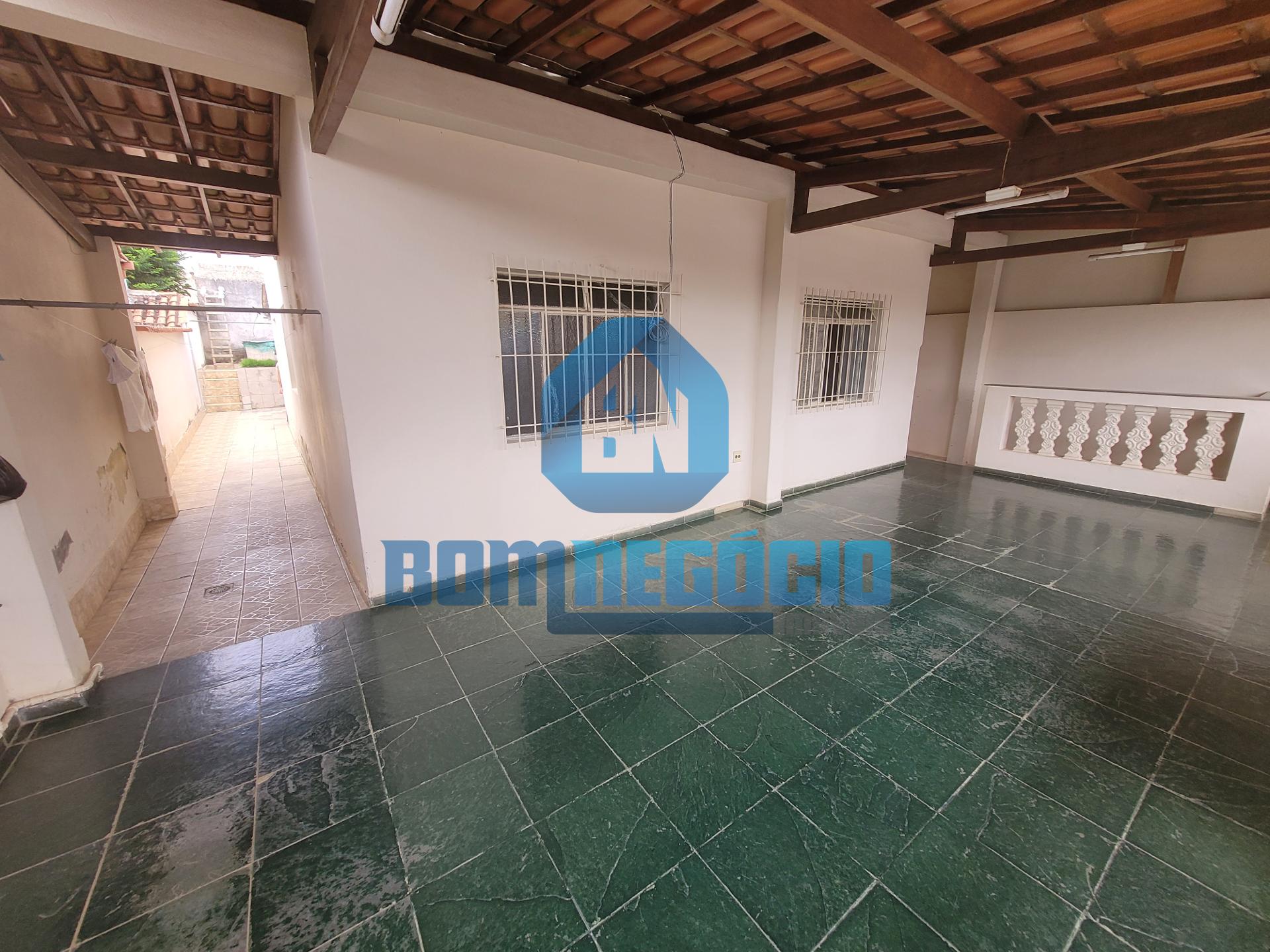 Casa com 3 dormitórios à venda, SANTA HELENA, GOVERNADOR VALAD...