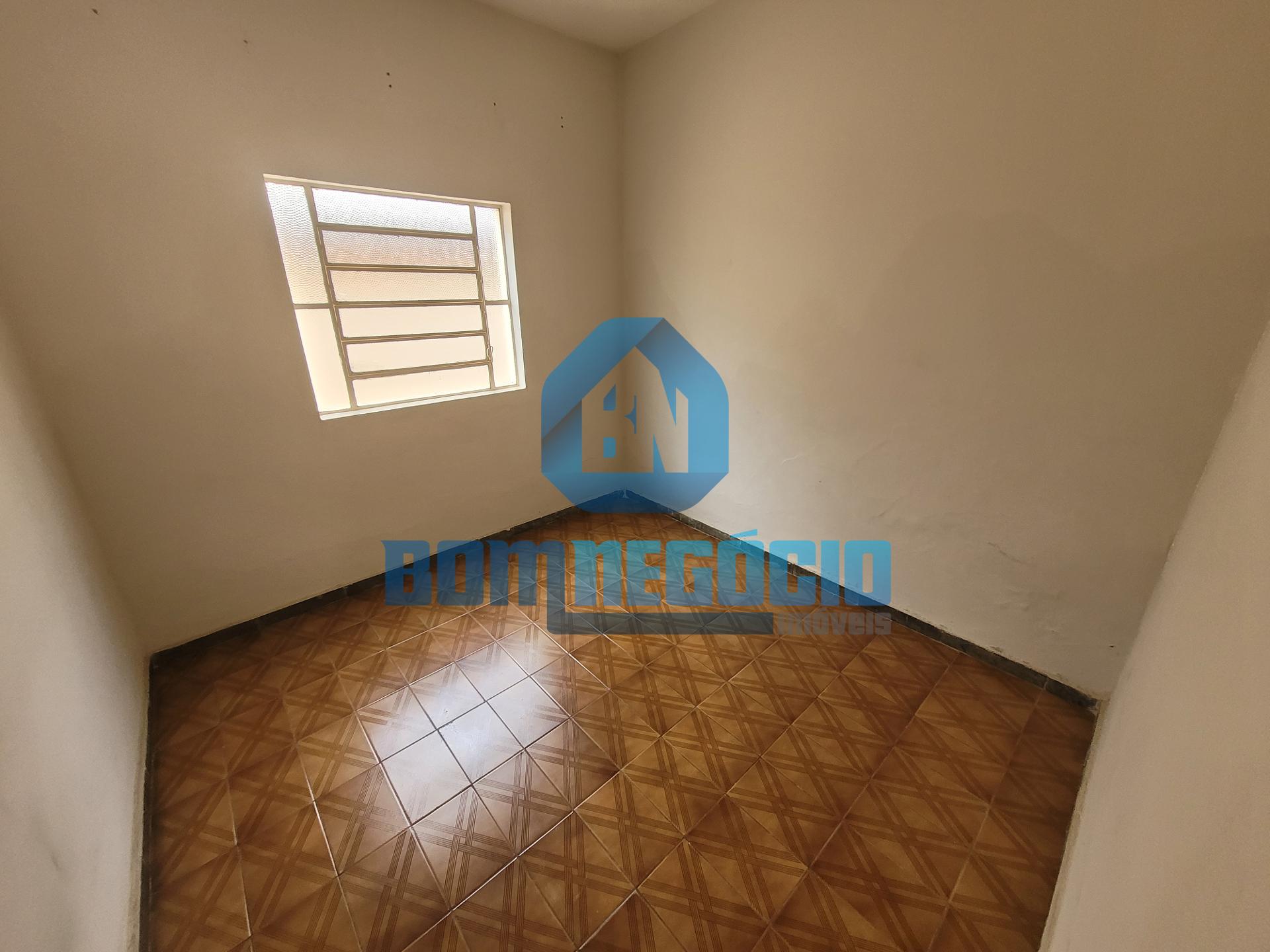 Casa com 3 dormitórios à venda, SANTA HELENA, GOVERNADOR VALAD...