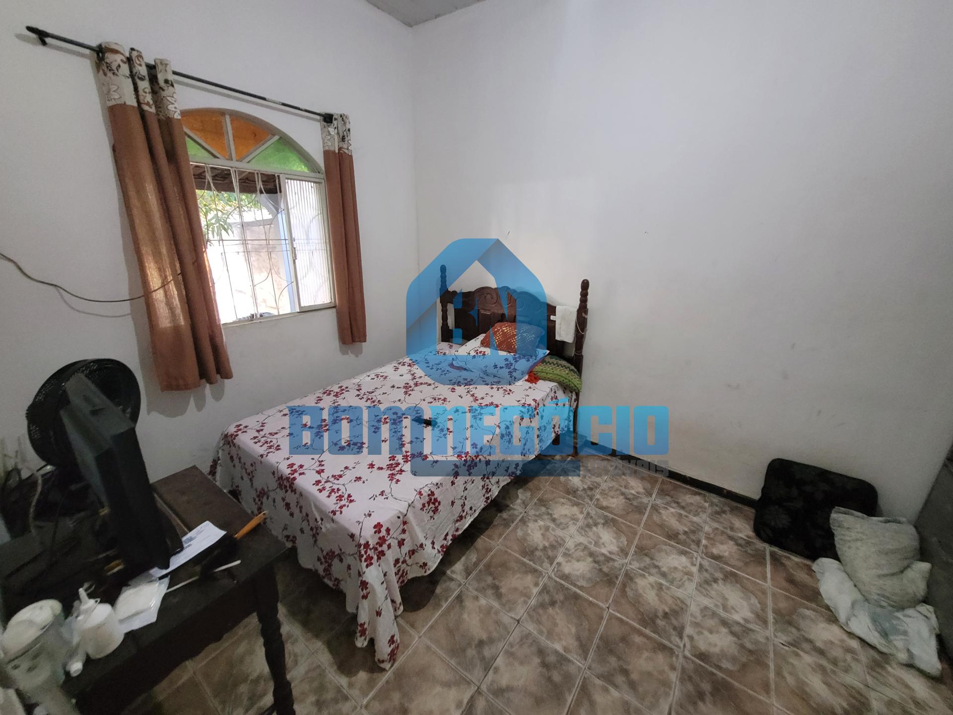 Casa com 4 dormitórios à venda, JARDIM IPE, GOVERNADOR VALADAR...