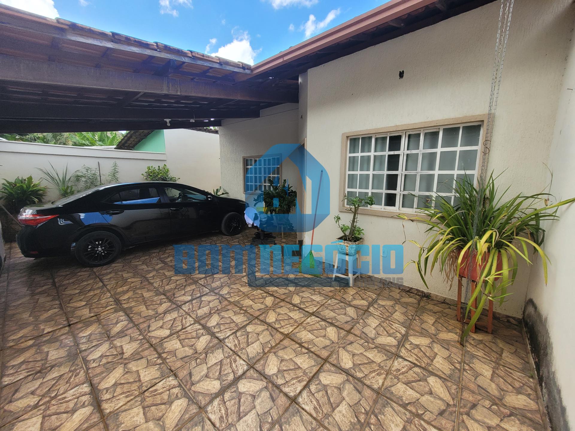 Casa com 2 dormitórios à venda, SANTA PAULA, GOVERNADOR VALADA...