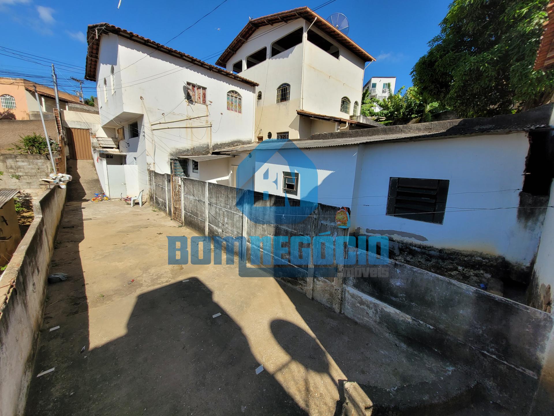 Casa com 8 dormitórios à venda, SANTA HELENA, GOVERNADOR VALAD...