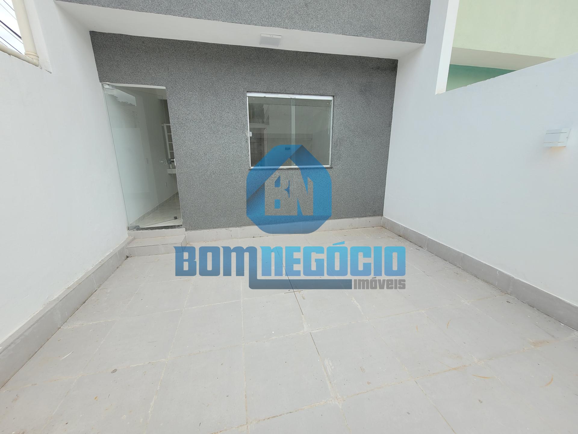 Casa duplex com 2 dormitórios à venda, CARAVELAS, GOVERNADOR V...