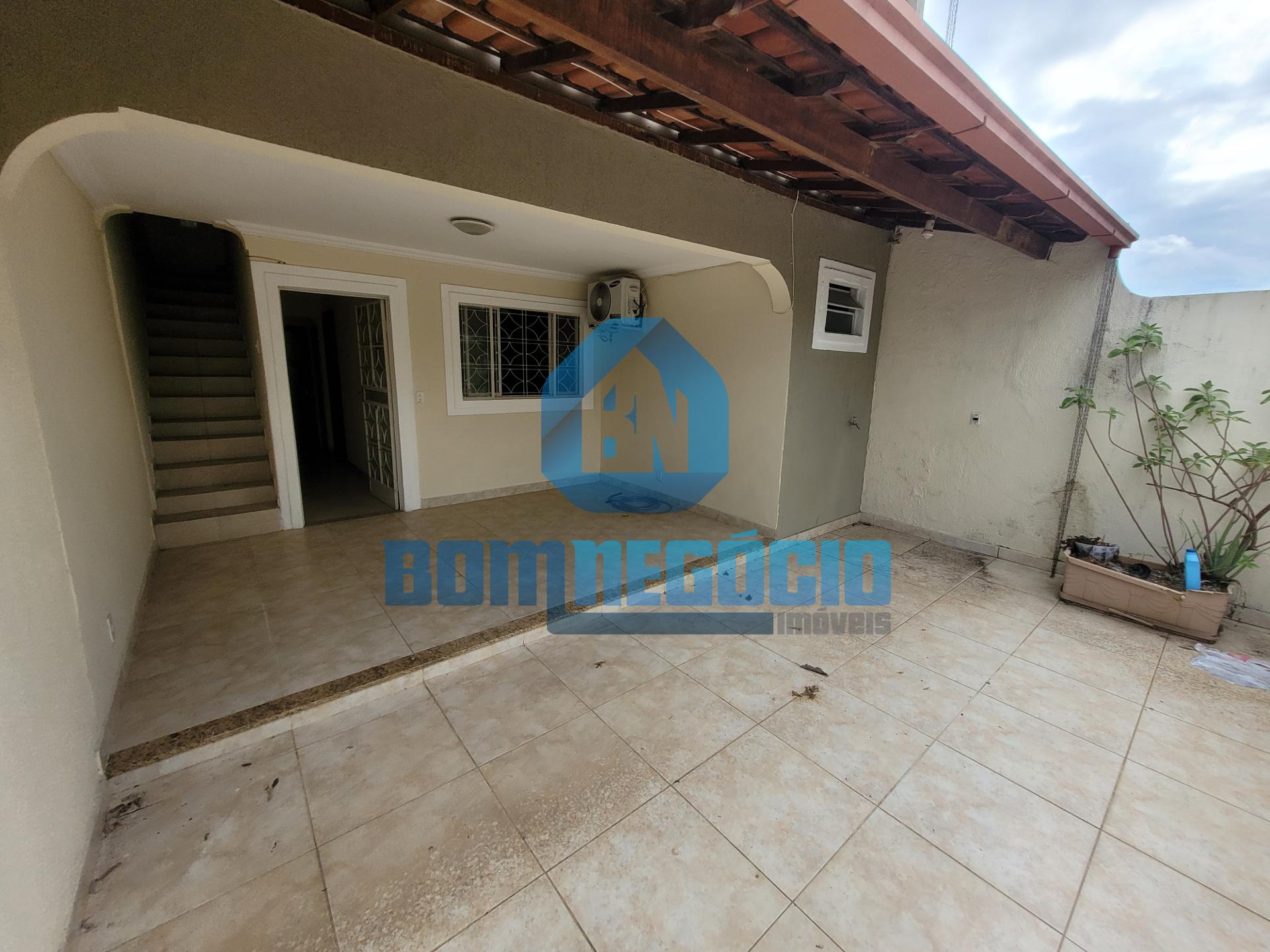 Casa com 3 dormitórios à venda, SÃO PEDRO, GOVERNADOR VALADARE...