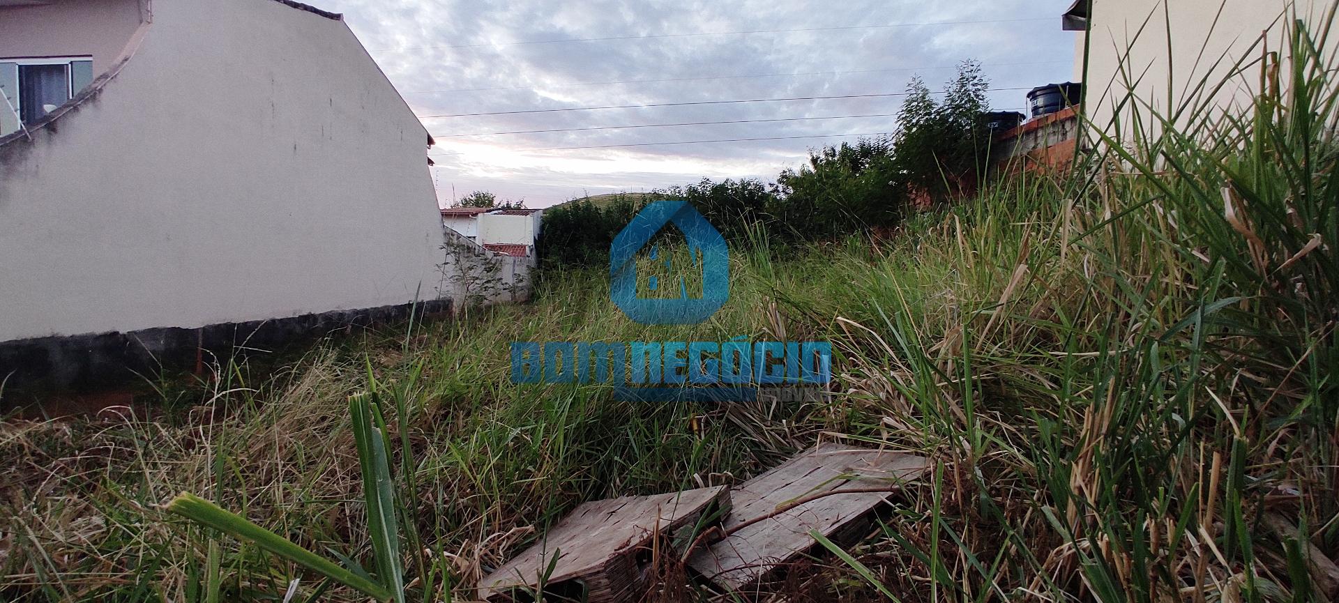 EXCELENTE LOTE COM 360M  BAIRRO VALE VERDE EM GOVERNADOR VALAD...