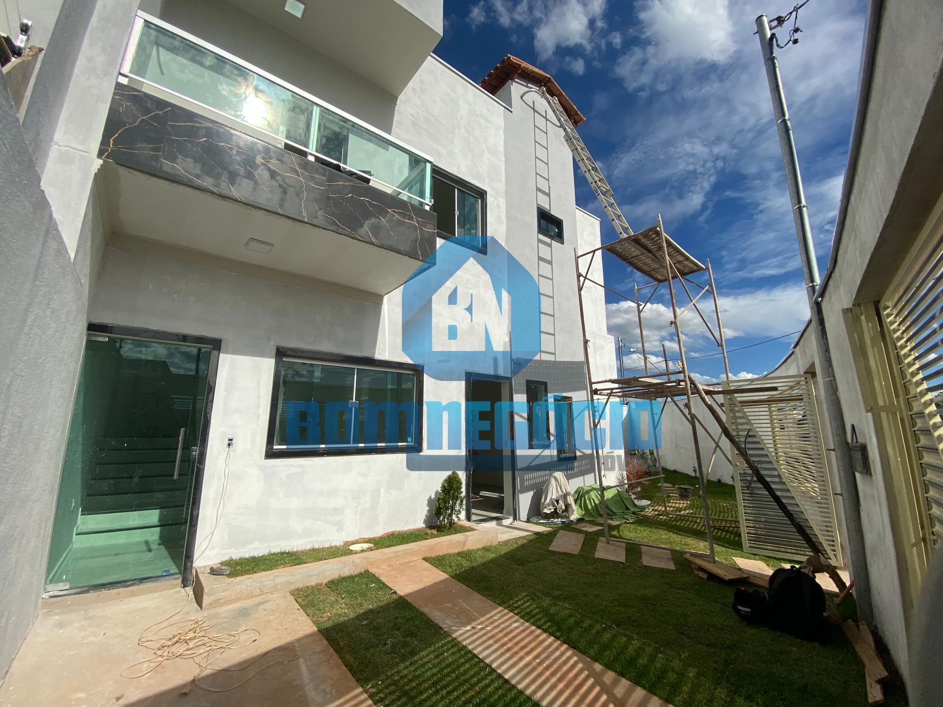 Duplex à venda com 3 dormitórios, CASTANHEIRAS II, GOVERNADOR ...