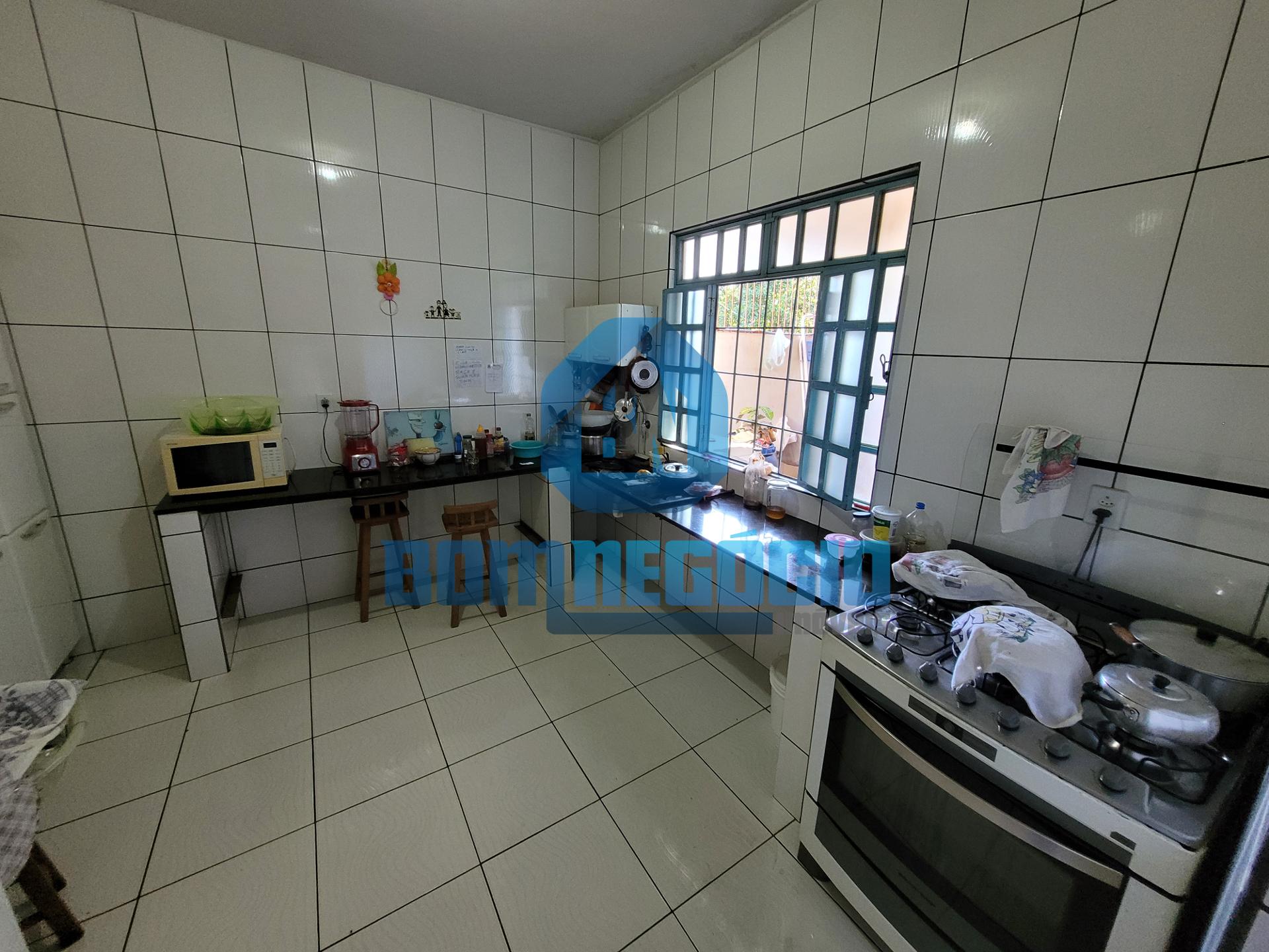 Casa com 4 dormitórios à venda, TURMALINA, GOVERNADOR VALADARE...
