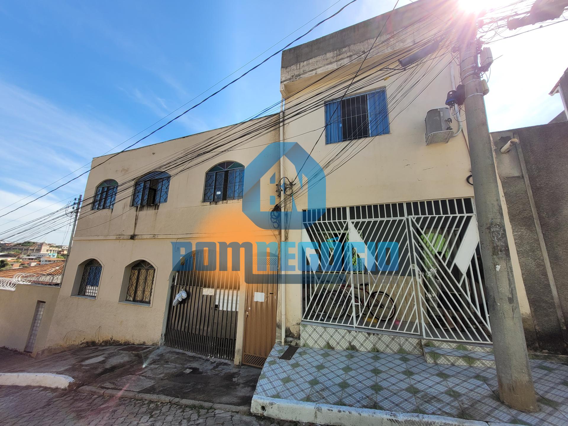 Casa com 12 dormitórios à venda, VILA RICA, GOVERNADOR VALADAR...