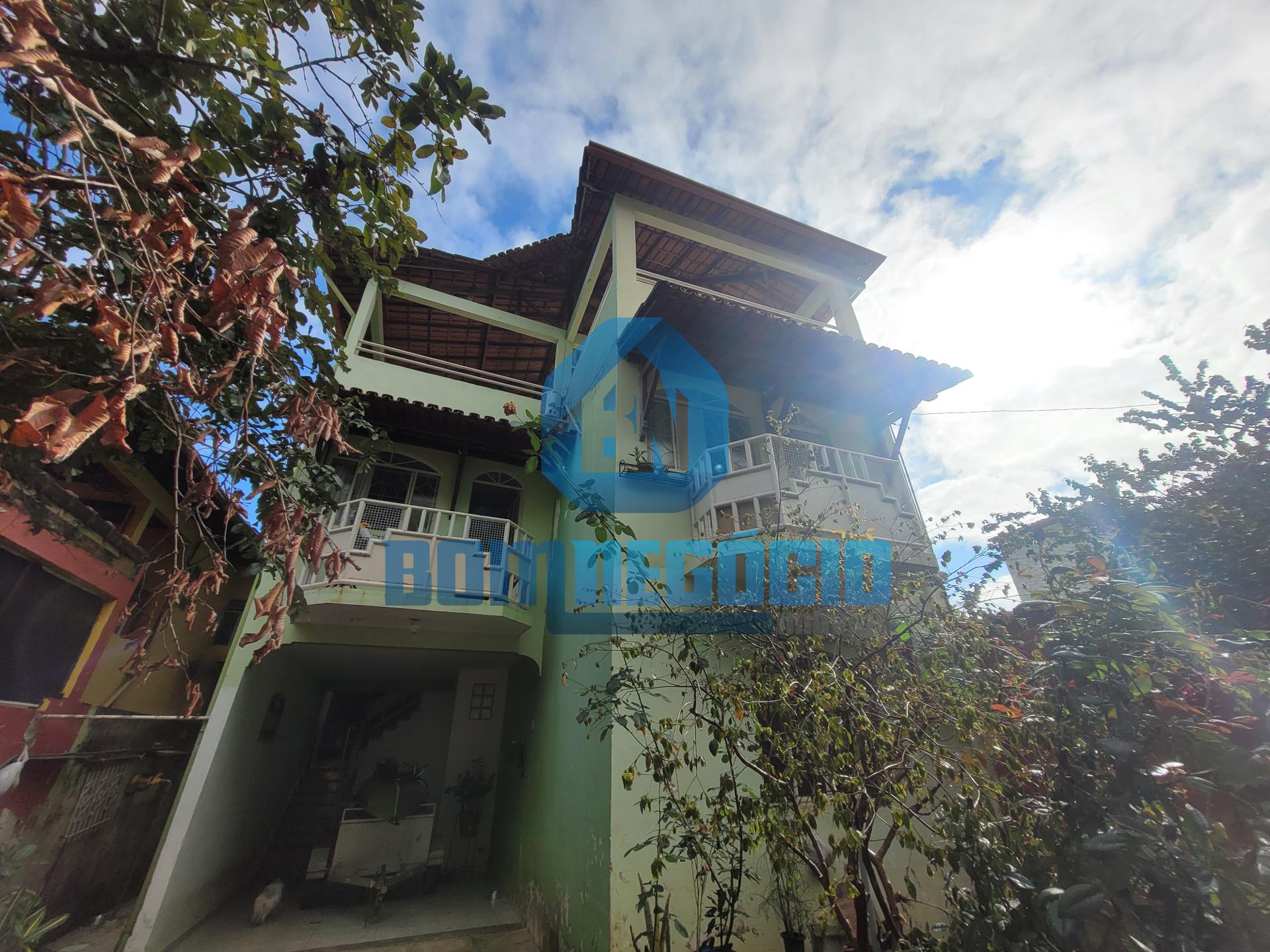 Casa com duas moradias e terraço à venda, SÃO PEDRO, GOVERNADO...