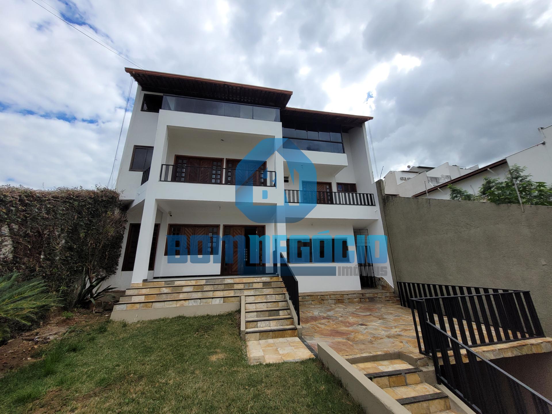 Casa com 4 dormitórios à venda, GRÃ-DUQUESA, GOVERNADOR VALADA...