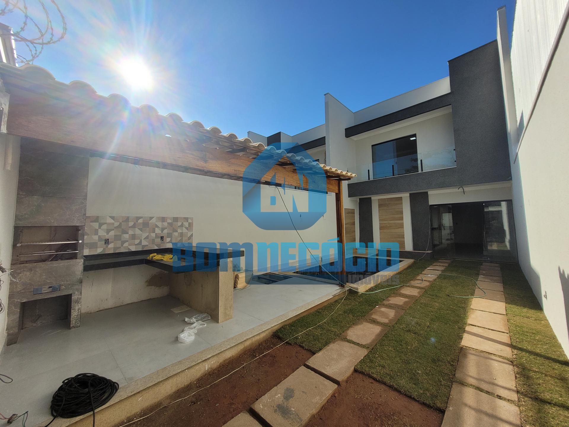 Casa com 3 dormitórios à venda, SANTA RITA, GOVERNADOR VALADAR...
