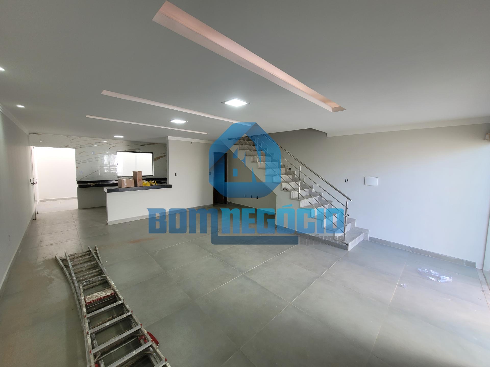 Casa com 3 dormitórios à venda, SANTA RITA, GOVERNADOR VALADAR...
