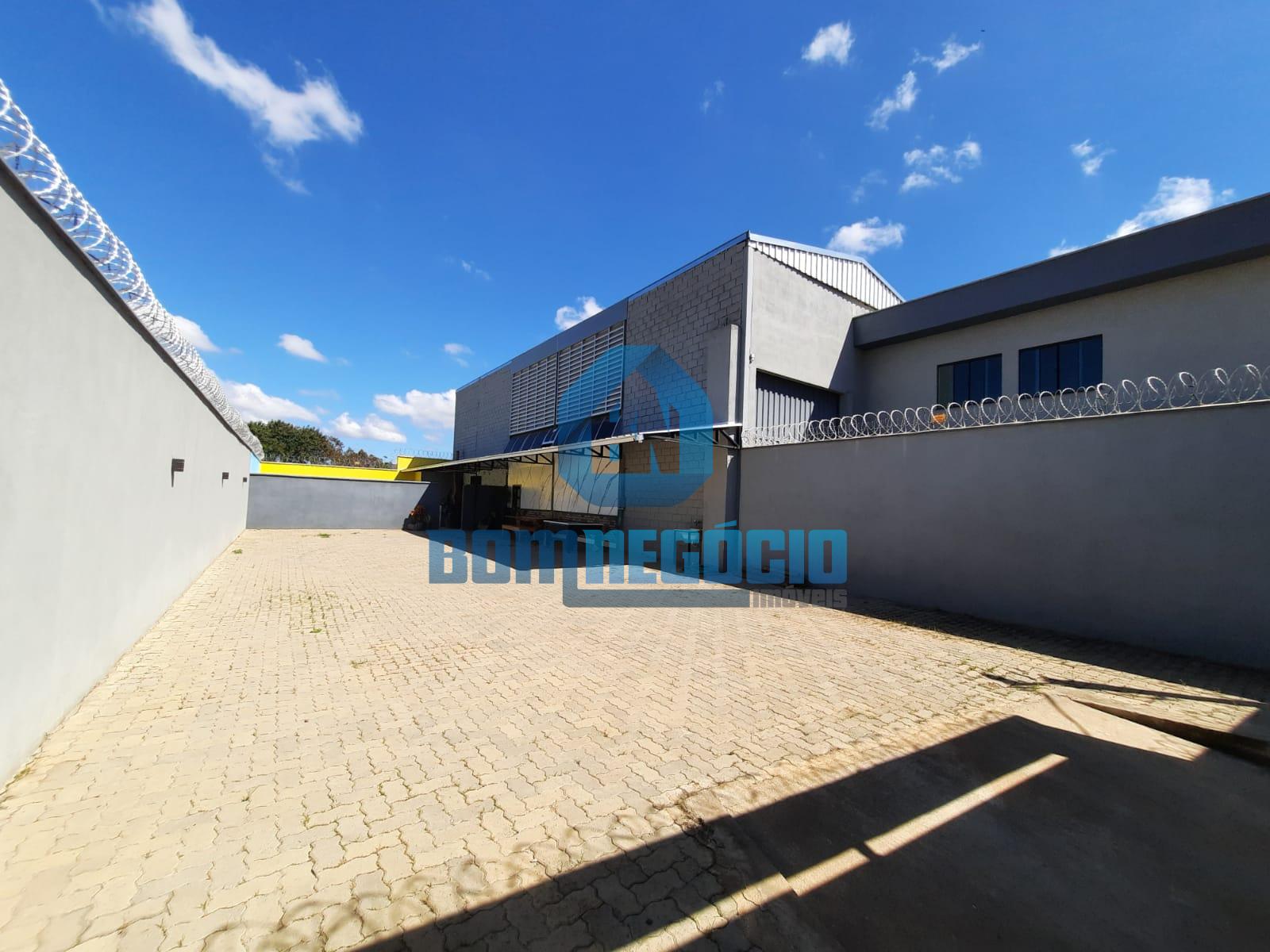 Galpão com 700m  à venda, JARDIM ALICE, GOVERNADOR VALADARES - MG