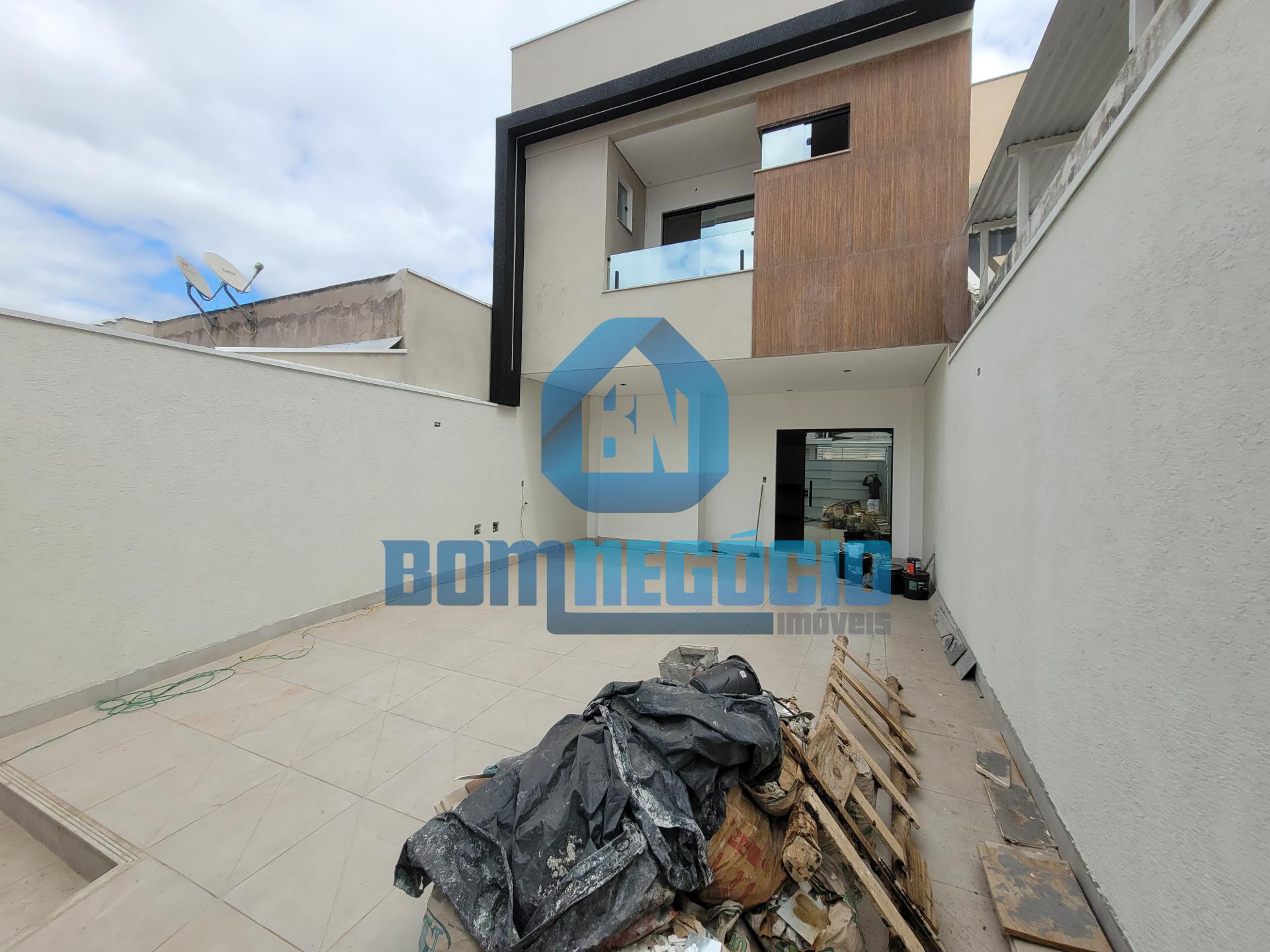 Casa com 3 dormitórios à venda, NOVA VILA BRETAS, GOVERNADOR V...