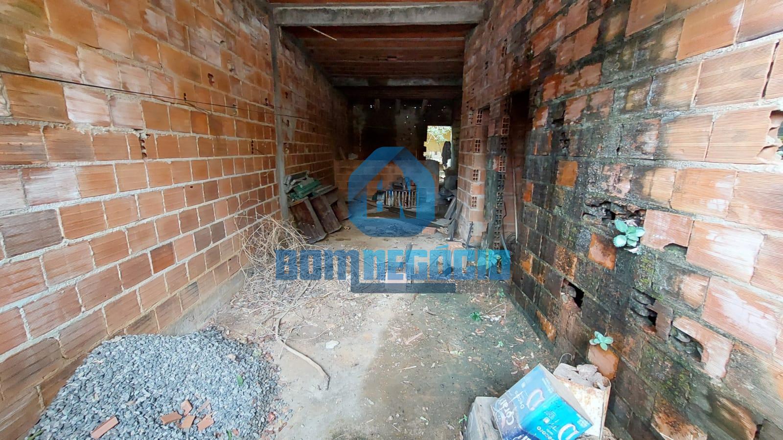 Casa à venda no bairro, GRÃ-DUQUESA, GOVERNADOR VALADARES - MG