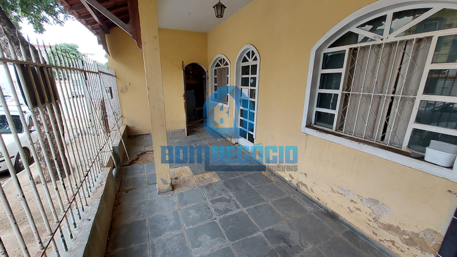 Casa à venda no bairro, GRÃ-DUQUESA, GOVERNADOR VALADARES - MG
