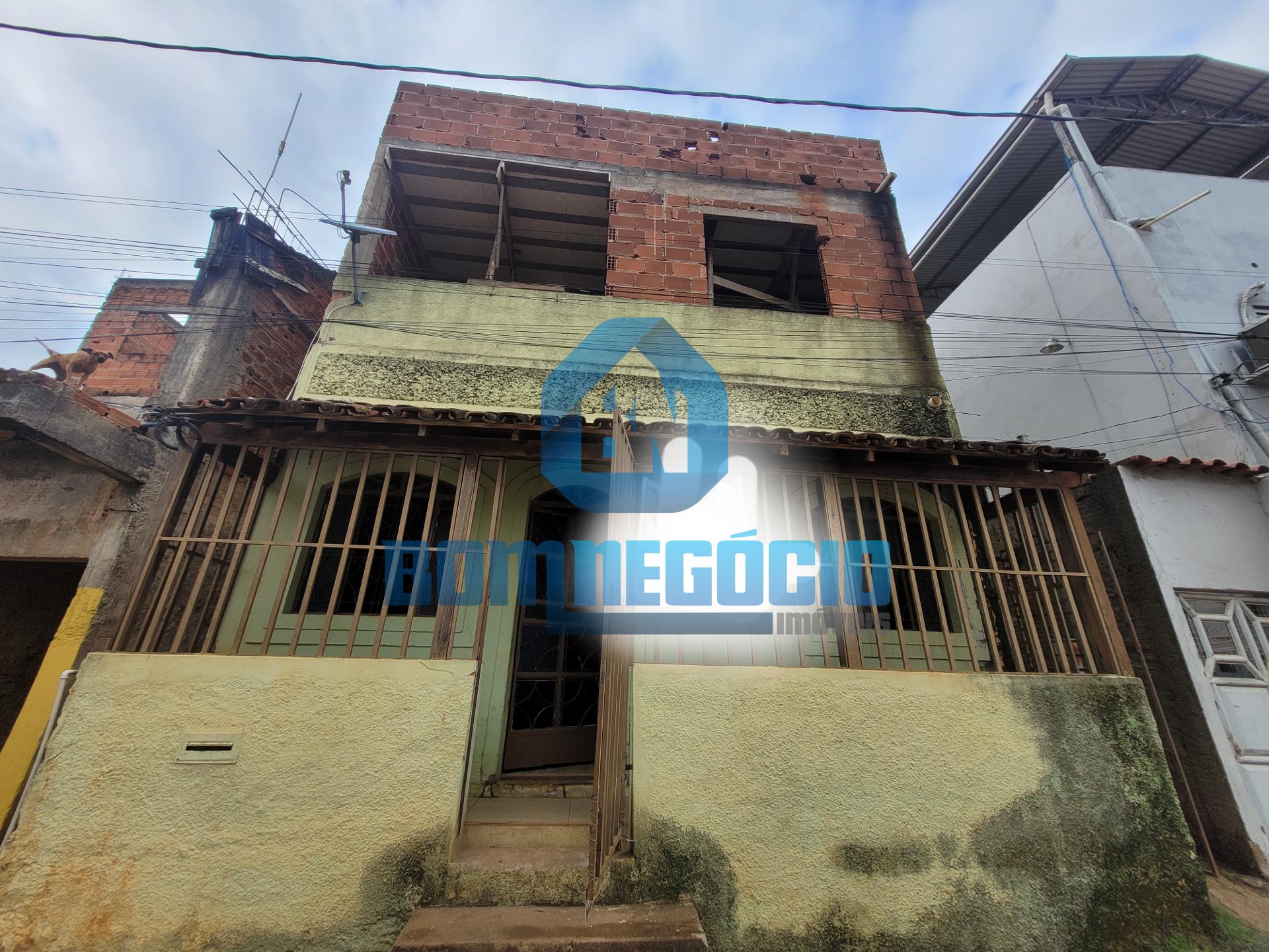 Casa com 4 dormitórios à venda, JARDIM IPE, GOVERNADOR VALADAR...