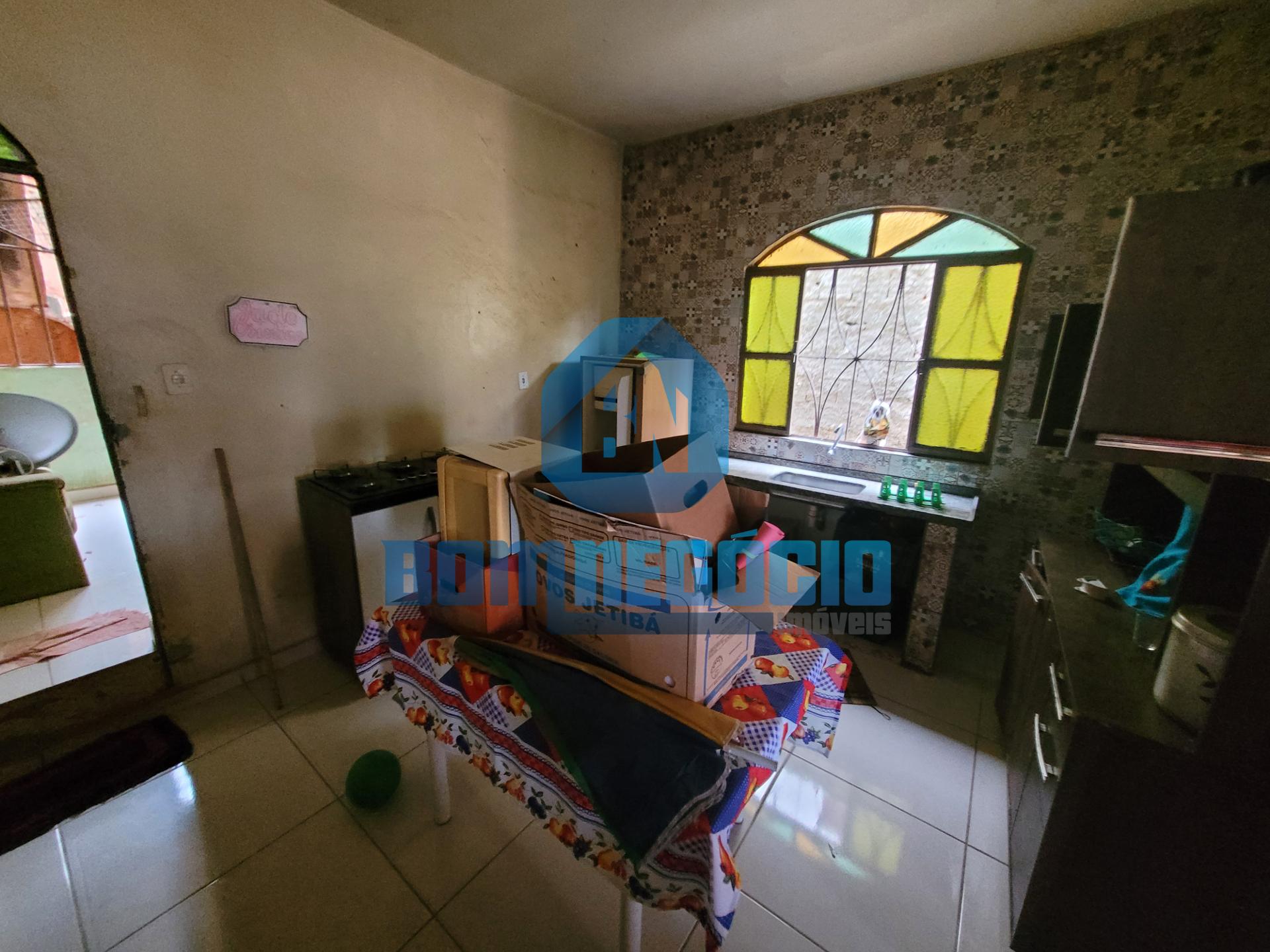 Casa com 4 dormitórios à venda, JARDIM IPE, GOVERNADOR VALADAR...