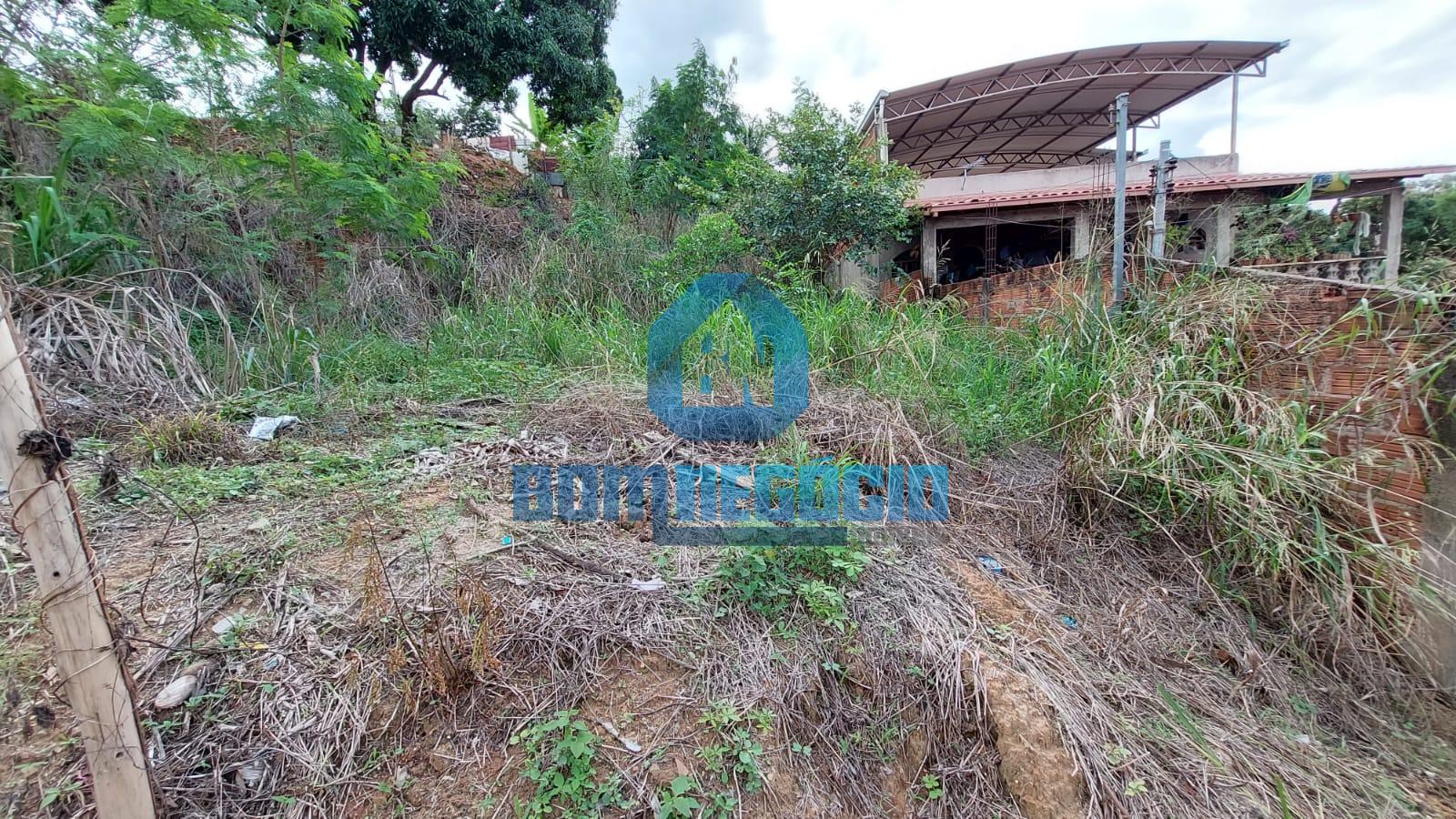 LOTE inteiro de 360m  À VENDA NO BAIRRO CIDADE JARDIM - GV