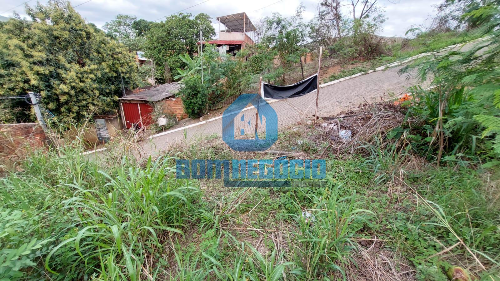 LOTE inteiro de 360m  À VENDA NO BAIRRO CIDADE JARDIM - GV