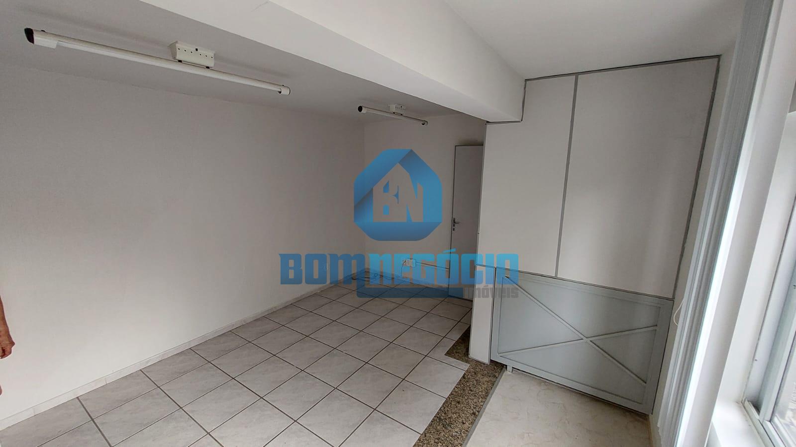 EXCELENTE LOJA COMERCIAL NO  CENTRO - GV