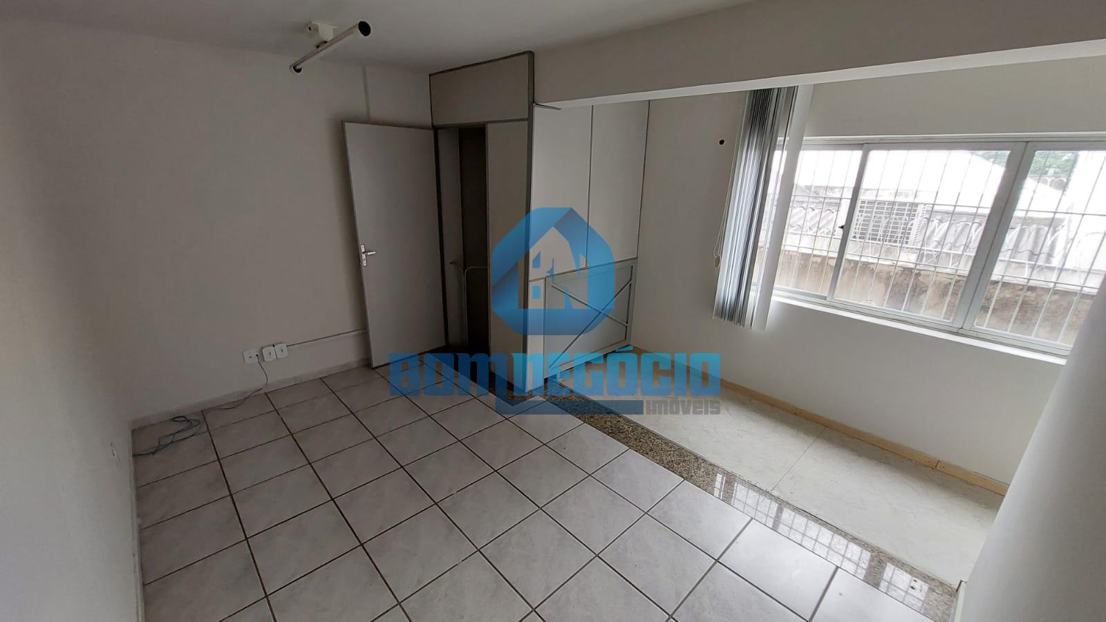 EXCELENTE LOJA COMERCIAL NO  CENTRO - GV