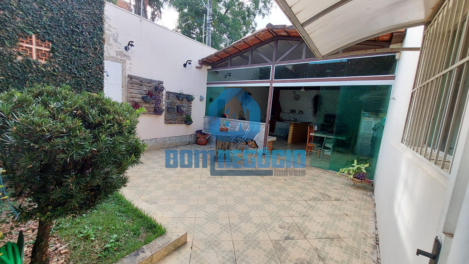 Casa com 3 dormitórios à venda, SÃO PEDRO, GOVERNADOR VALADARE...