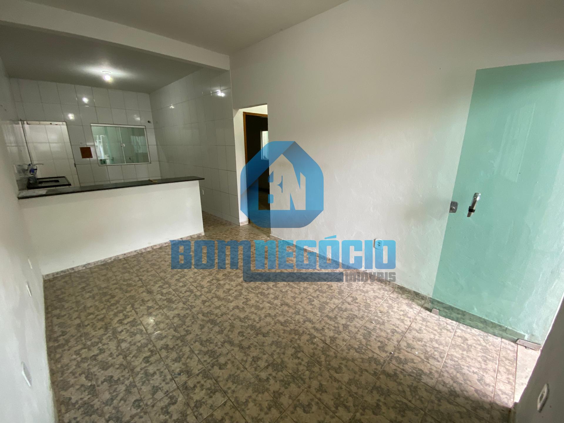 CASA PARA LOCAÇÃO COM 2 DORMITÓRIOS LOCALIZADO NO BAIRRO SANTA...