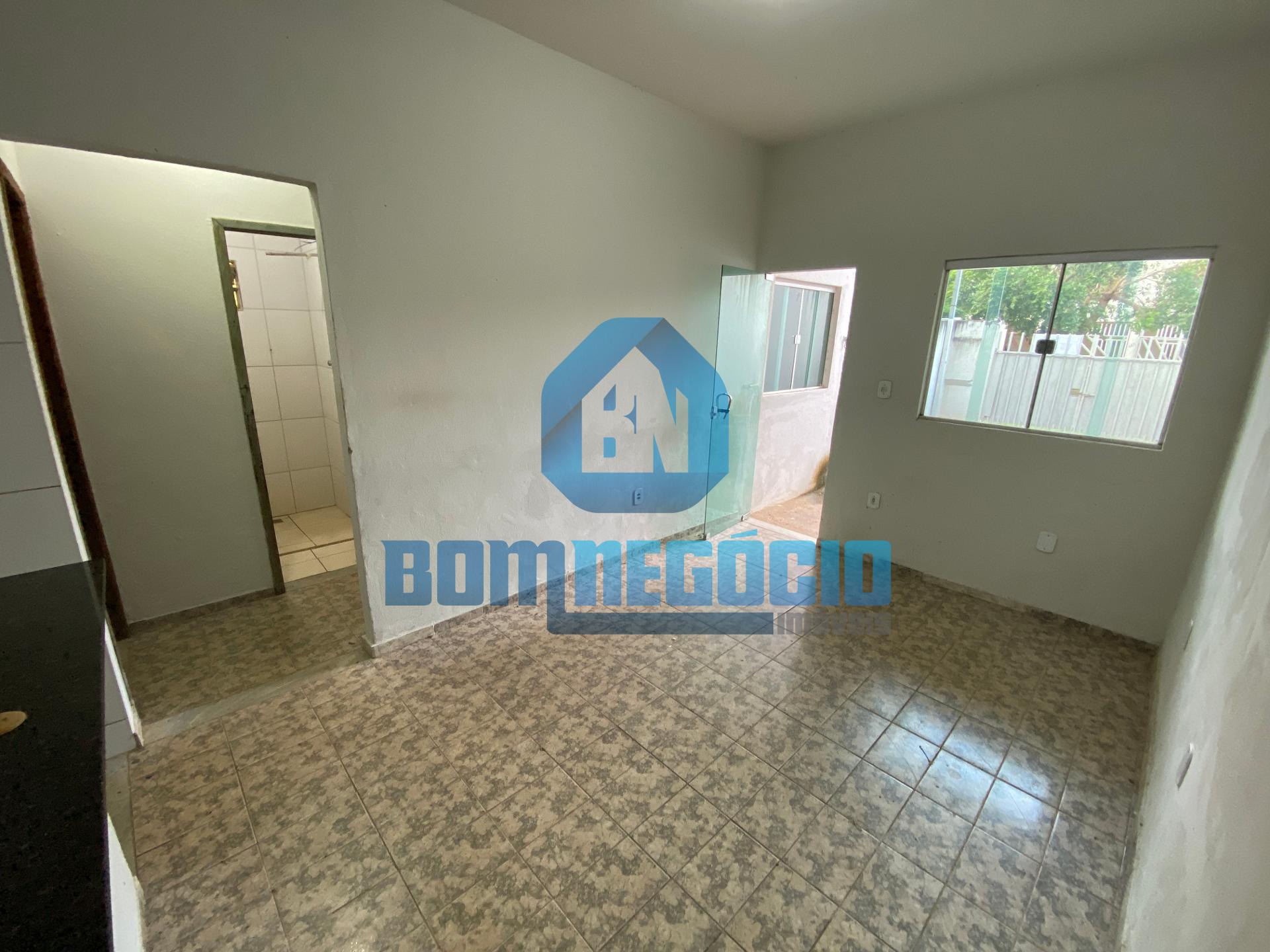 CASA PARA LOCAÇÃO COM 2 DORMITÓRIOS LOCALIZADO NO BAIRRO SANTA...