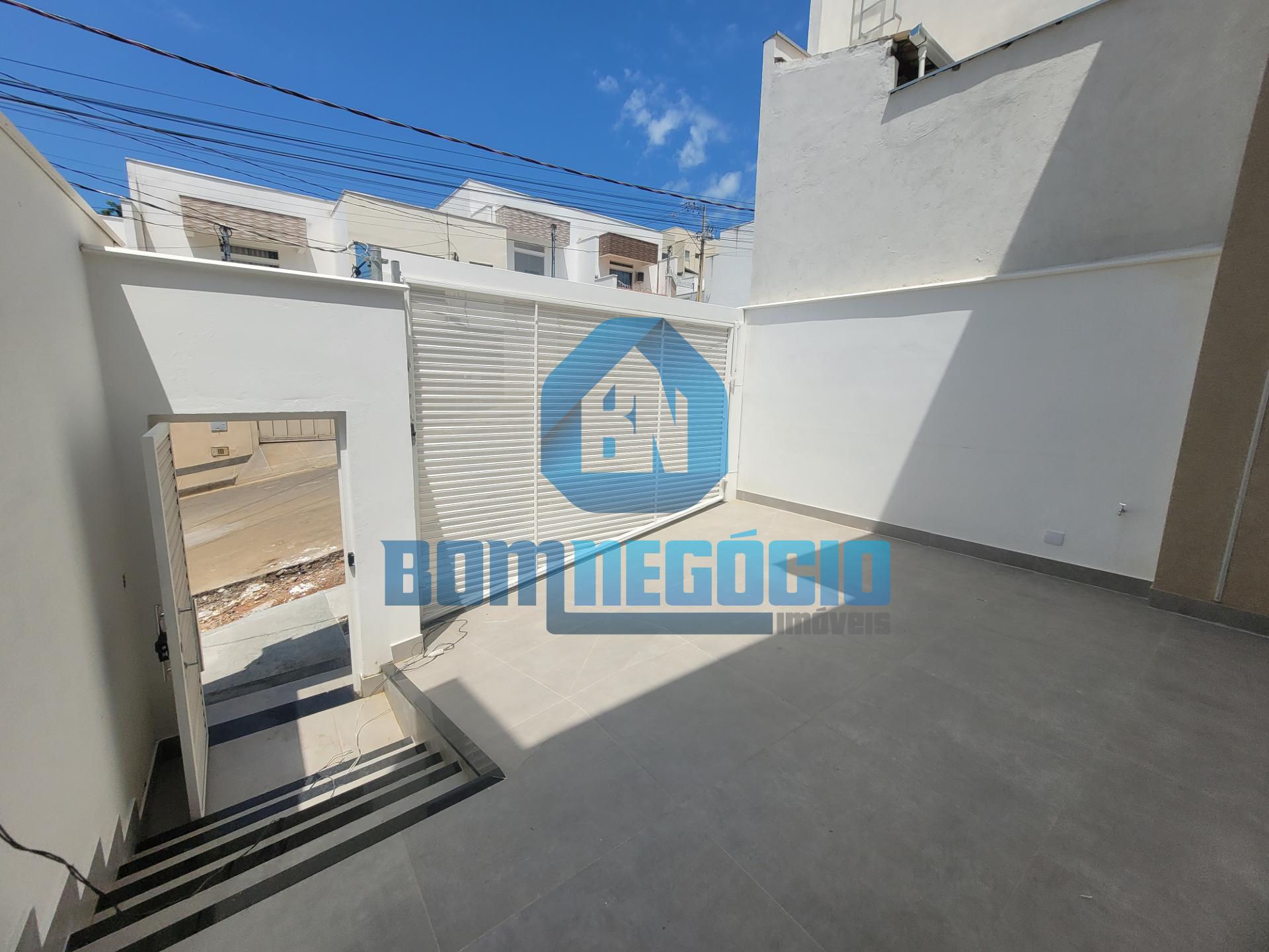 Casa com 3 dormitórios à venda, CIDADE NOVA, GOVERNADOR VALADA...
