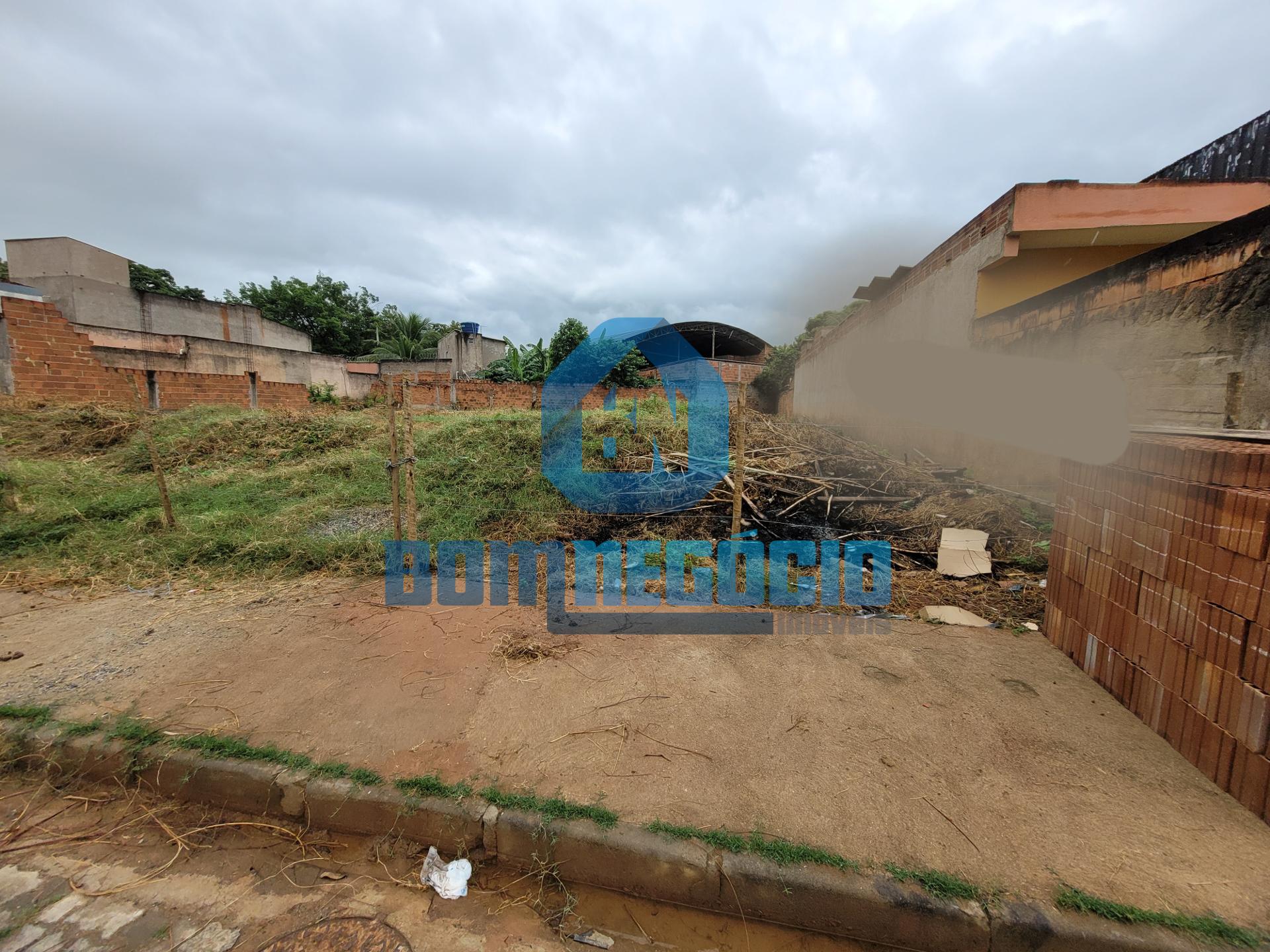 Excelente Lote Plano no Bairro Vale Pastoril 2, BAIRRO VALE PA...