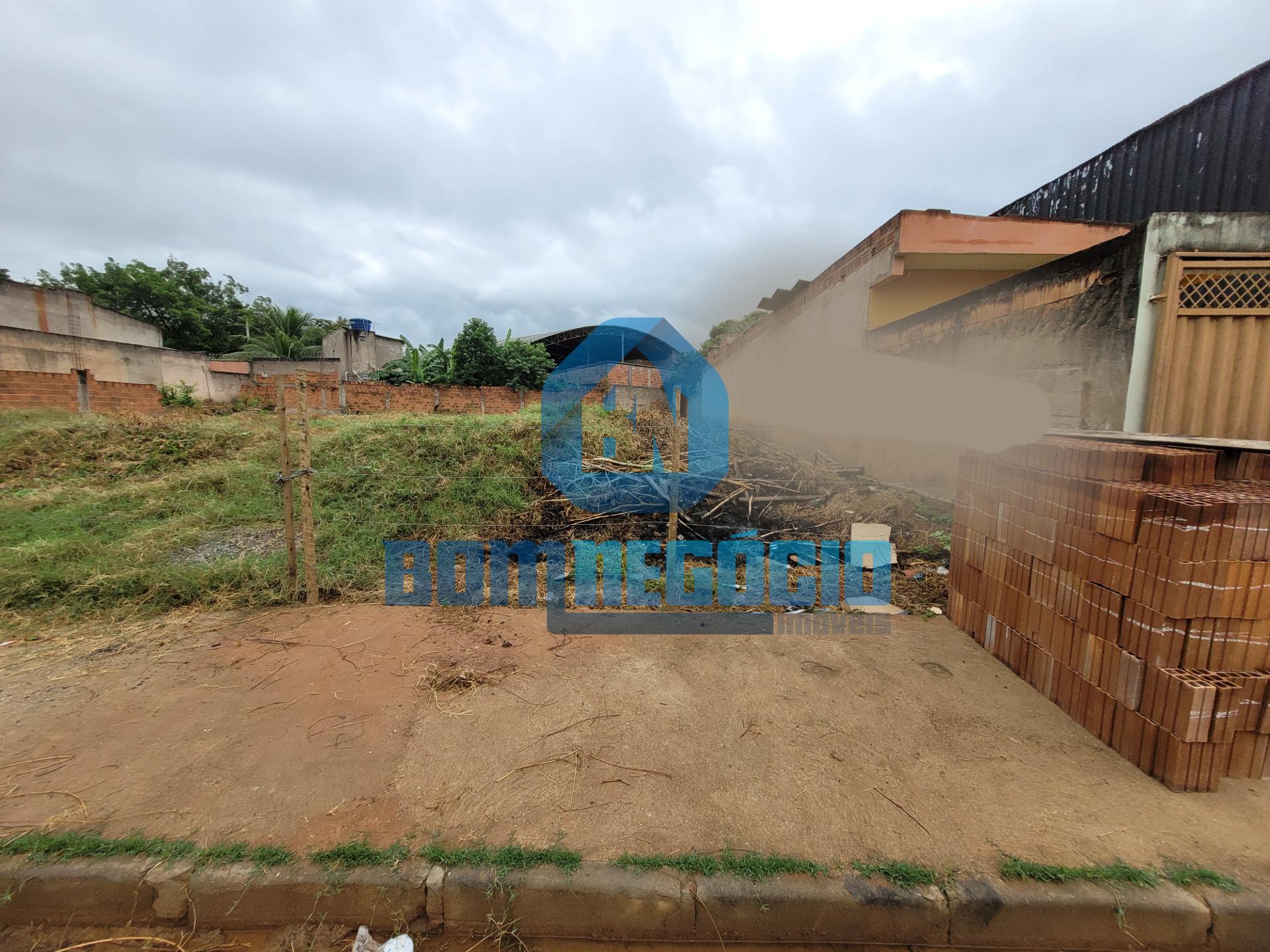 Excelente Lote Plano no Bairro Vale Pastoril 2, BAIRRO VALE PA...