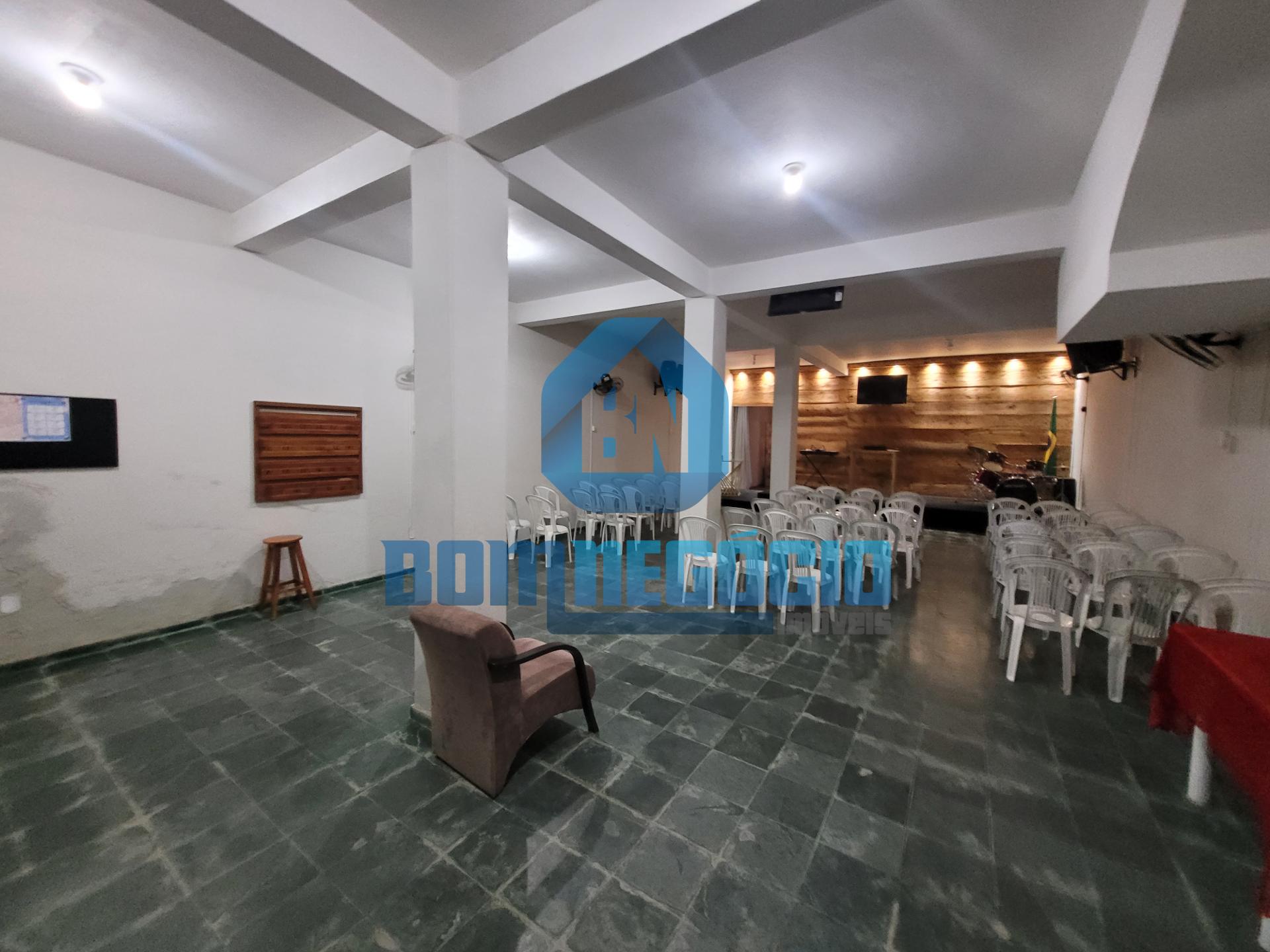 Ponto Comercial amplo à venda, NO BAIRRO SANTA RITA PARTE ALTA...