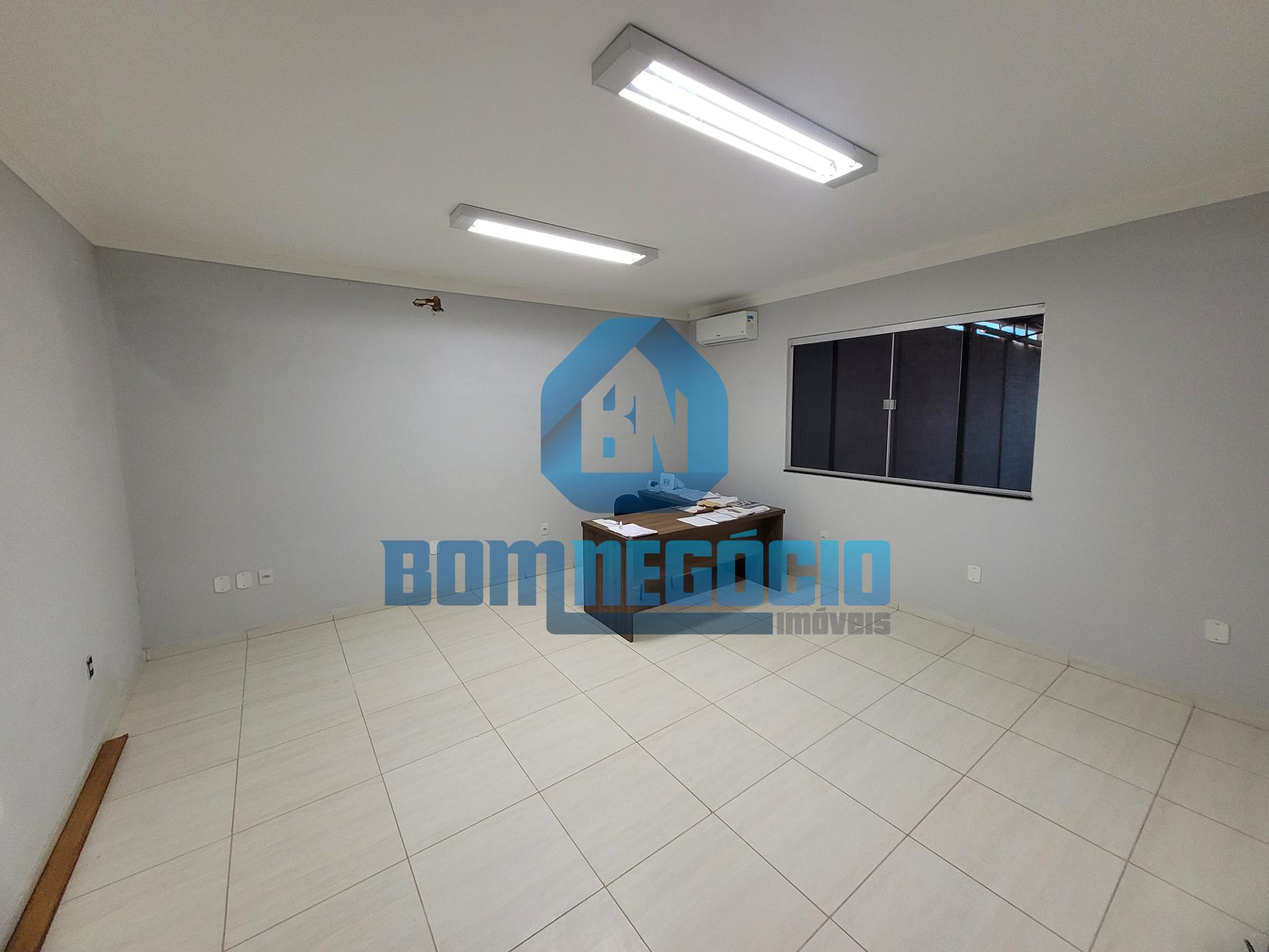 Galpão comercial de 252 m  à venda, NO BAIRRO CASTANHEIRAS II,...