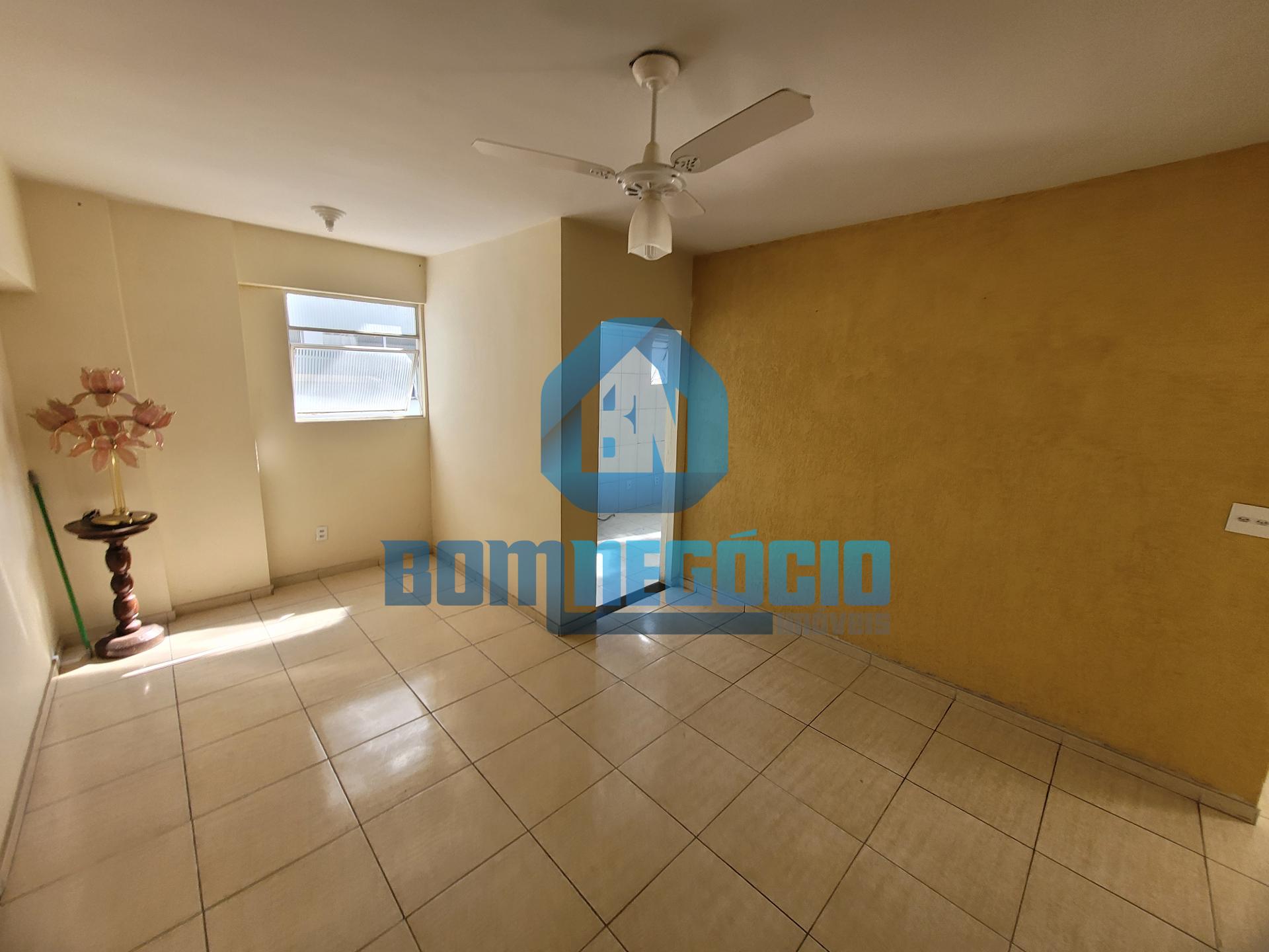 Apartamento com 2 dormitórios e elevador à venda, BAIRRO CENTR...