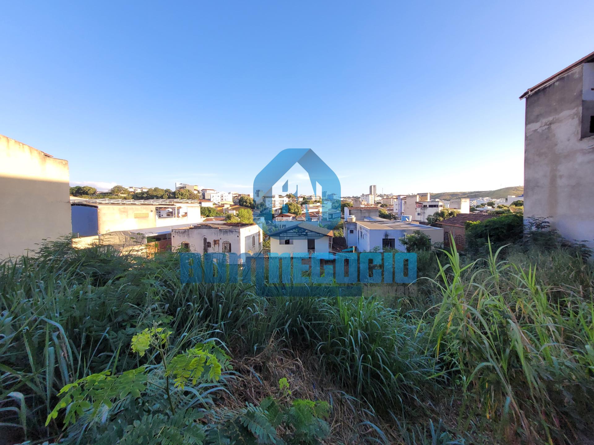 Lote com ótima topografia e localização estratégica à venda, G...