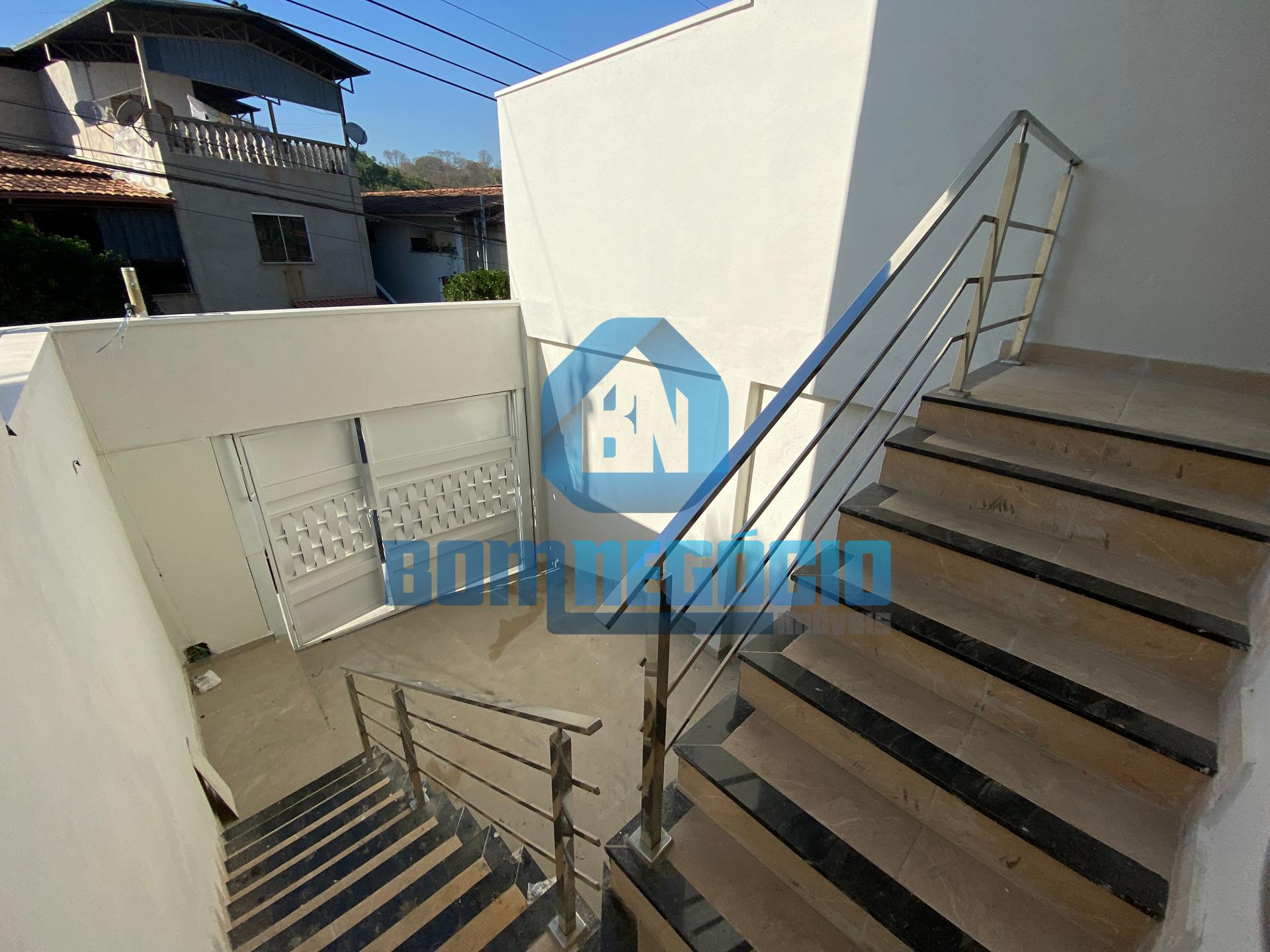 CASA TRIPLEX A VENDA NO BAIRRO VILA PARQUE IBITURUNA - GOV. VA...