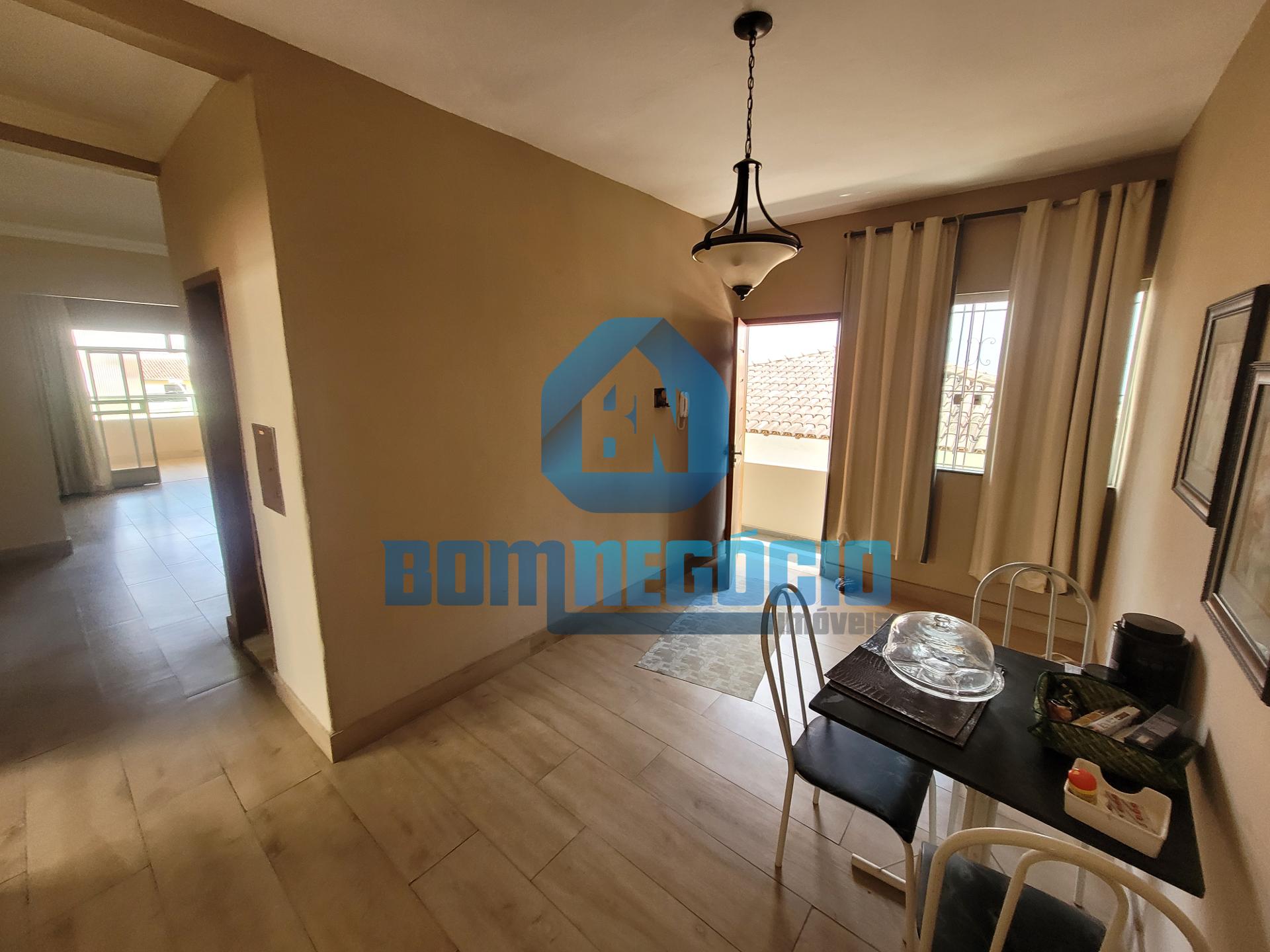 Casa com 3 quartos, 3 banheiros e terraço à venda, BAIRRO GRÃ-...