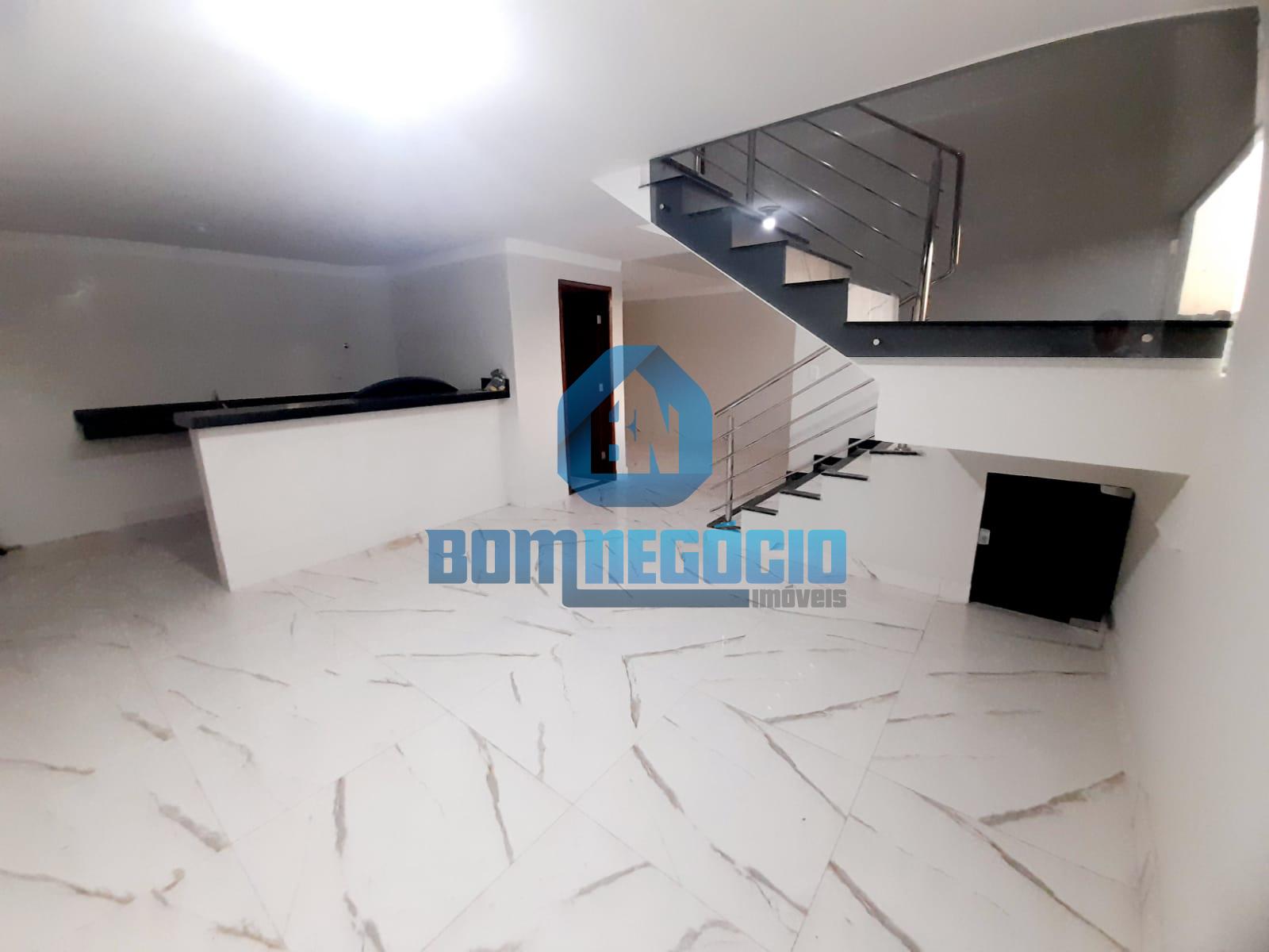 Casa com 3 dormitórios à venda, SANTA HELENA, GOVERNADOR VALAD...