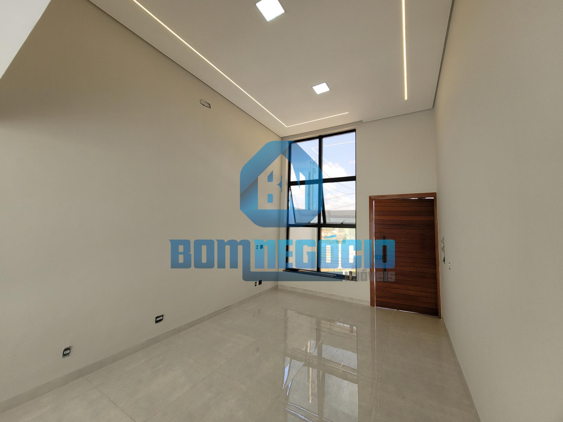 Casa de luxo com 3 quartos, 3 banheiros e piscina à venda, CAS...