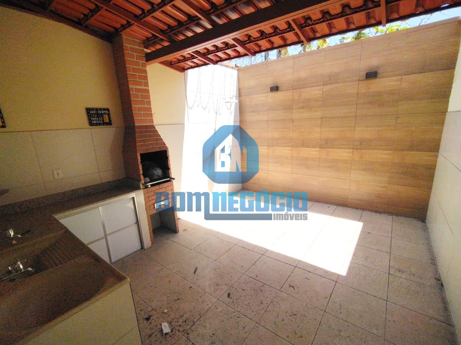 Casa com 2 dormitórios à venda, CASTANHEIRAS, GOVERNADOR VALAD...